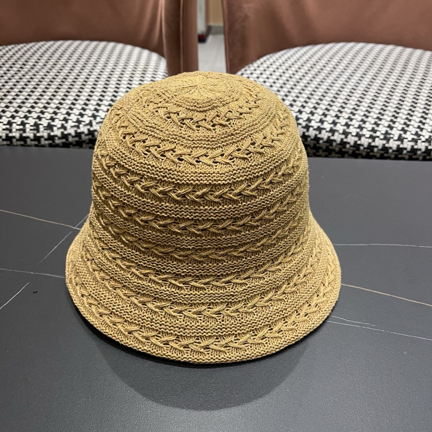 Fendi 芬迪日系百搭针织镂空渔夫帽子女春夏季新款透气遮阳防晒帽子盆帽
