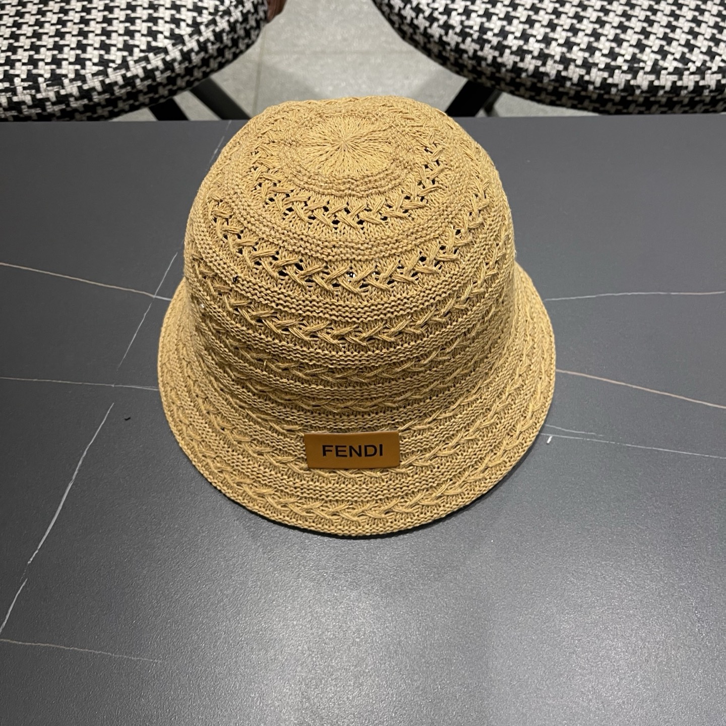 Fendi 芬迪日系百搭针织镂空渔夫帽子女春夏季新款透气遮阳防晒帽子盆帽