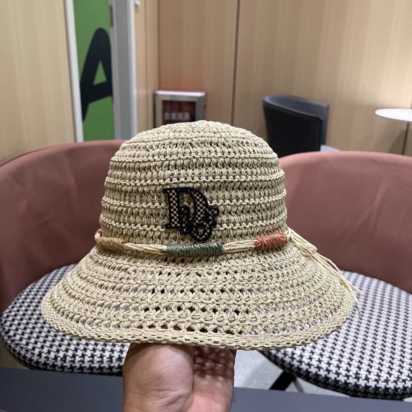 Dior迪奥 草编渔夫帽子女春夏季可折叠遮阳帽出游度假风显脸小防晒透气凉帽