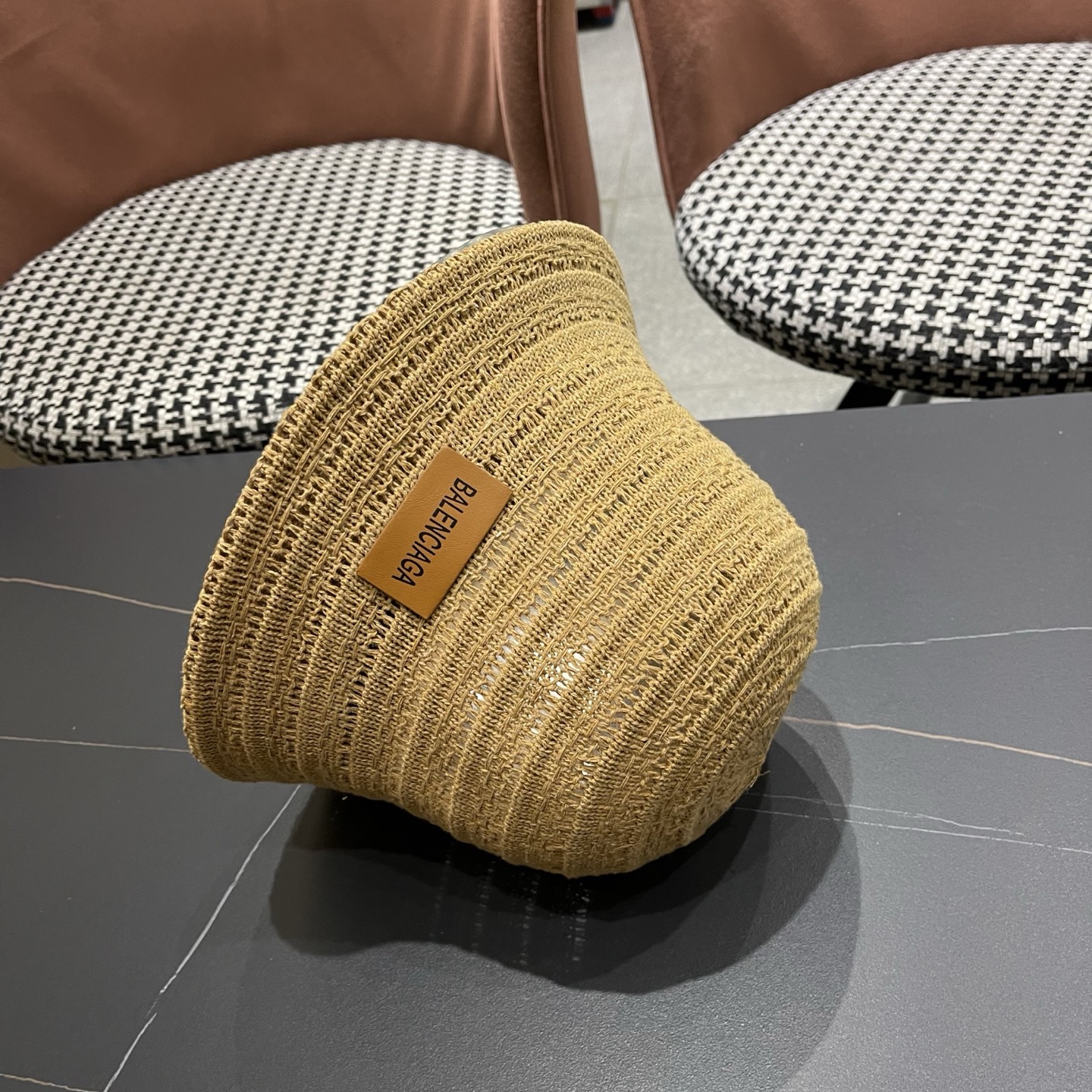 Balenciaga 巴黎世家 百搭针织渔夫帽子女夏季镂空防晒显脸小纯色水桶帽遮阳帽2026新款