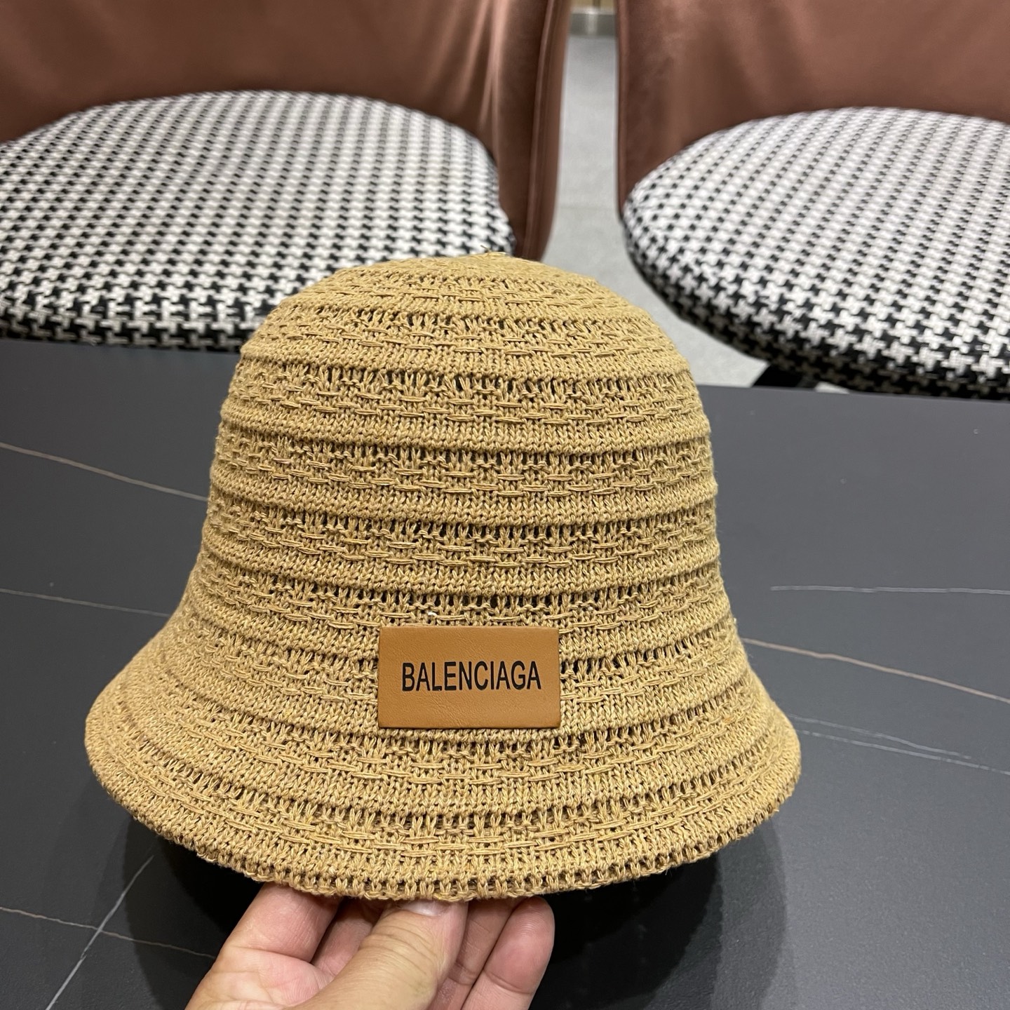 Balenciaga 巴黎世家 百搭针织渔夫帽子女夏季镂空防晒显脸小纯色水桶帽遮阳帽2026新款