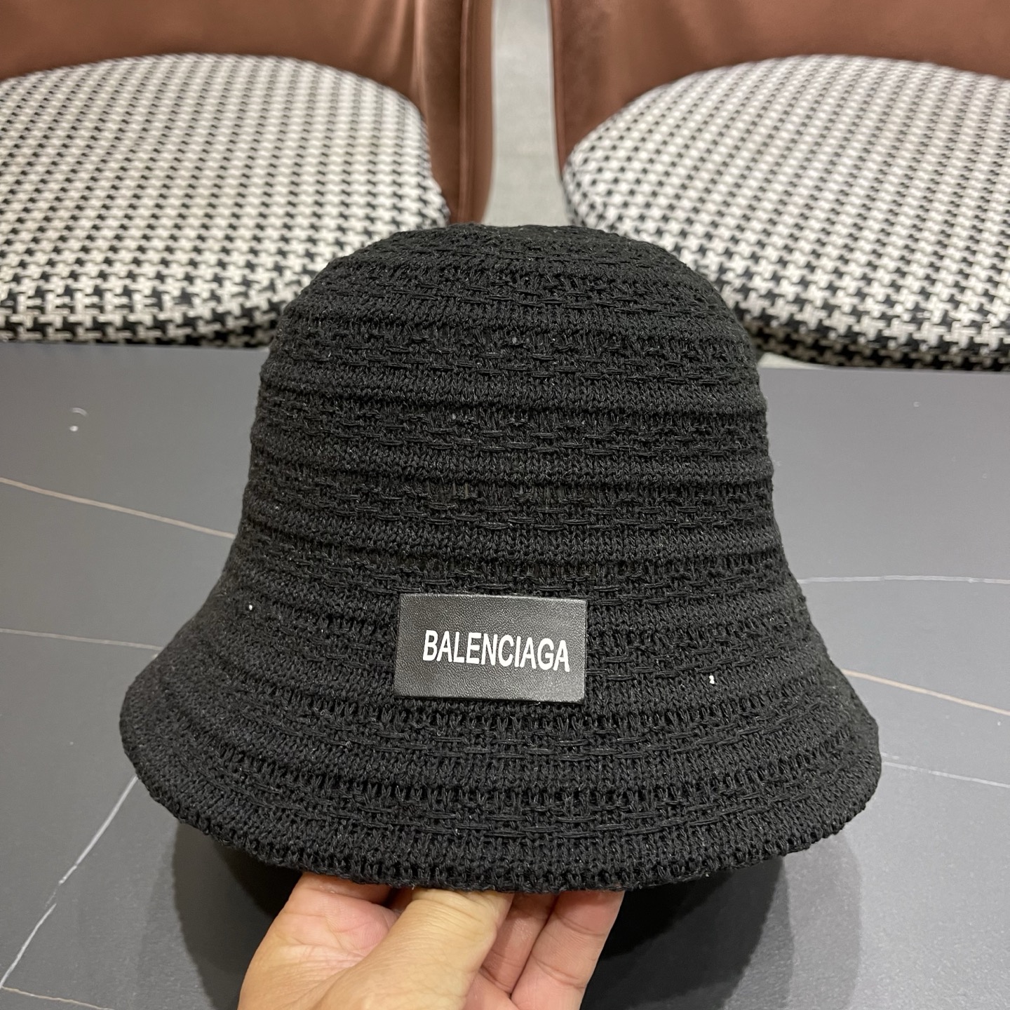 Balenciaga 巴黎世家 百搭针织渔夫帽子女夏季镂空防晒显脸小纯色水桶帽遮阳帽2026新款