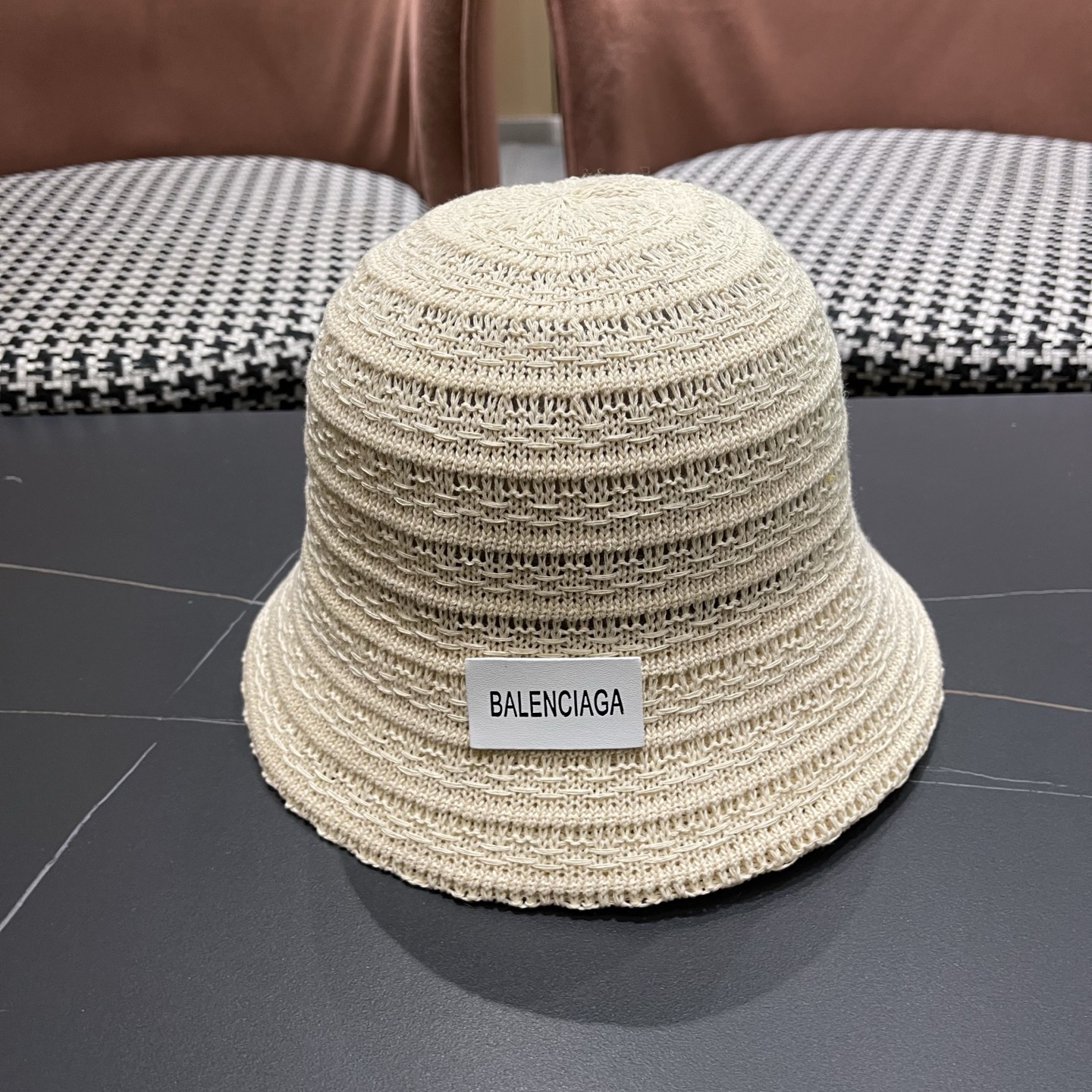 Balenciaga 巴黎世家 百搭针织渔夫帽子女夏季镂空防晒显脸小纯色水桶帽遮阳帽2026新款