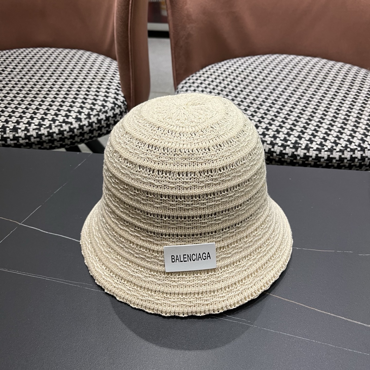 Balenciaga 巴黎世家 百搭针织渔夫帽子女夏季镂空防晒显脸小纯色水桶帽遮阳帽2026新款