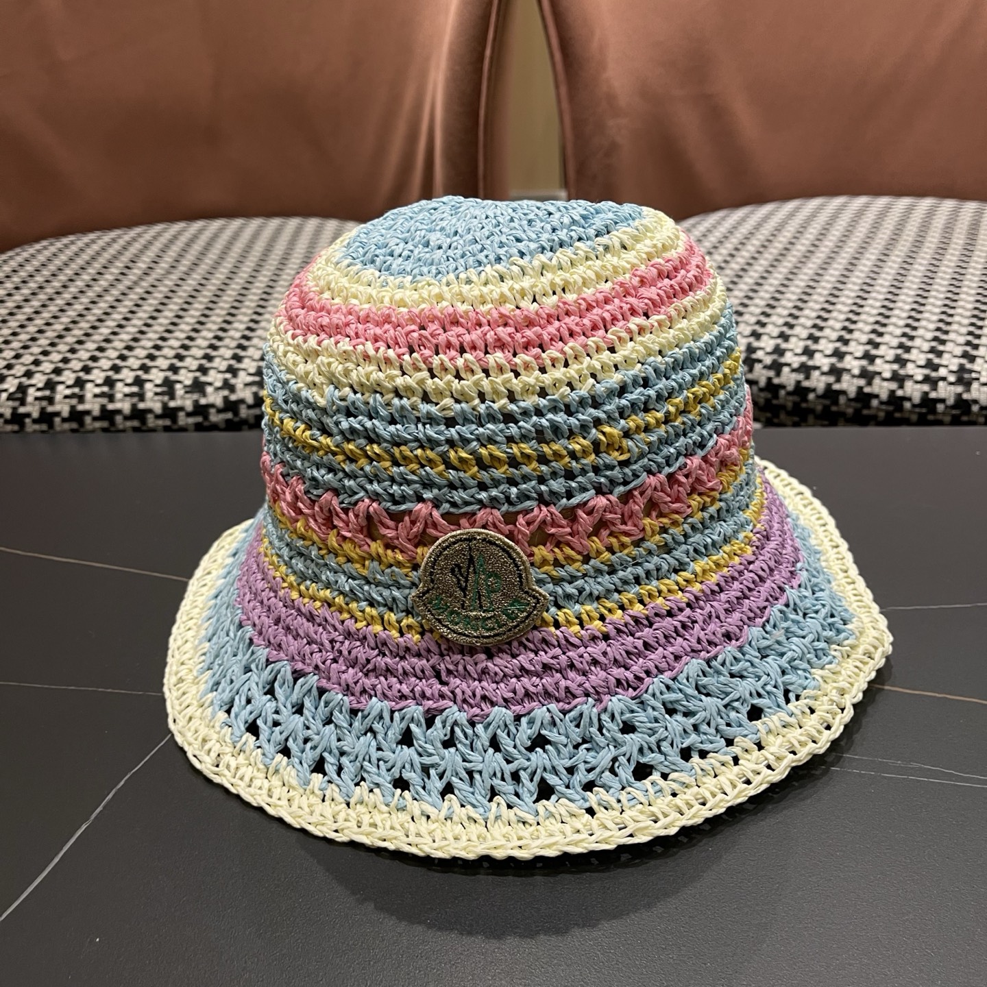MONCLER（蒙口)波西米亚风渔夫帽可折叠草编遮阳帽彩虹拼色盆帽显脸小大帽檐帽