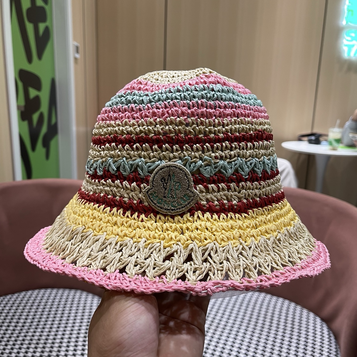 MONCLER（蒙口)波西米亚风渔夫帽可折叠草编遮阳帽彩虹拼色盆帽显脸小大帽檐帽