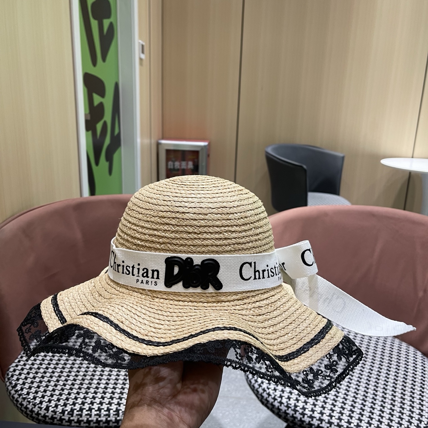 迪奥Dior 夏季大檐防晒帽波浪丝蕾边蝴蝶结女士沙滩遮阳帽户外拉菲草帽百搭韩版