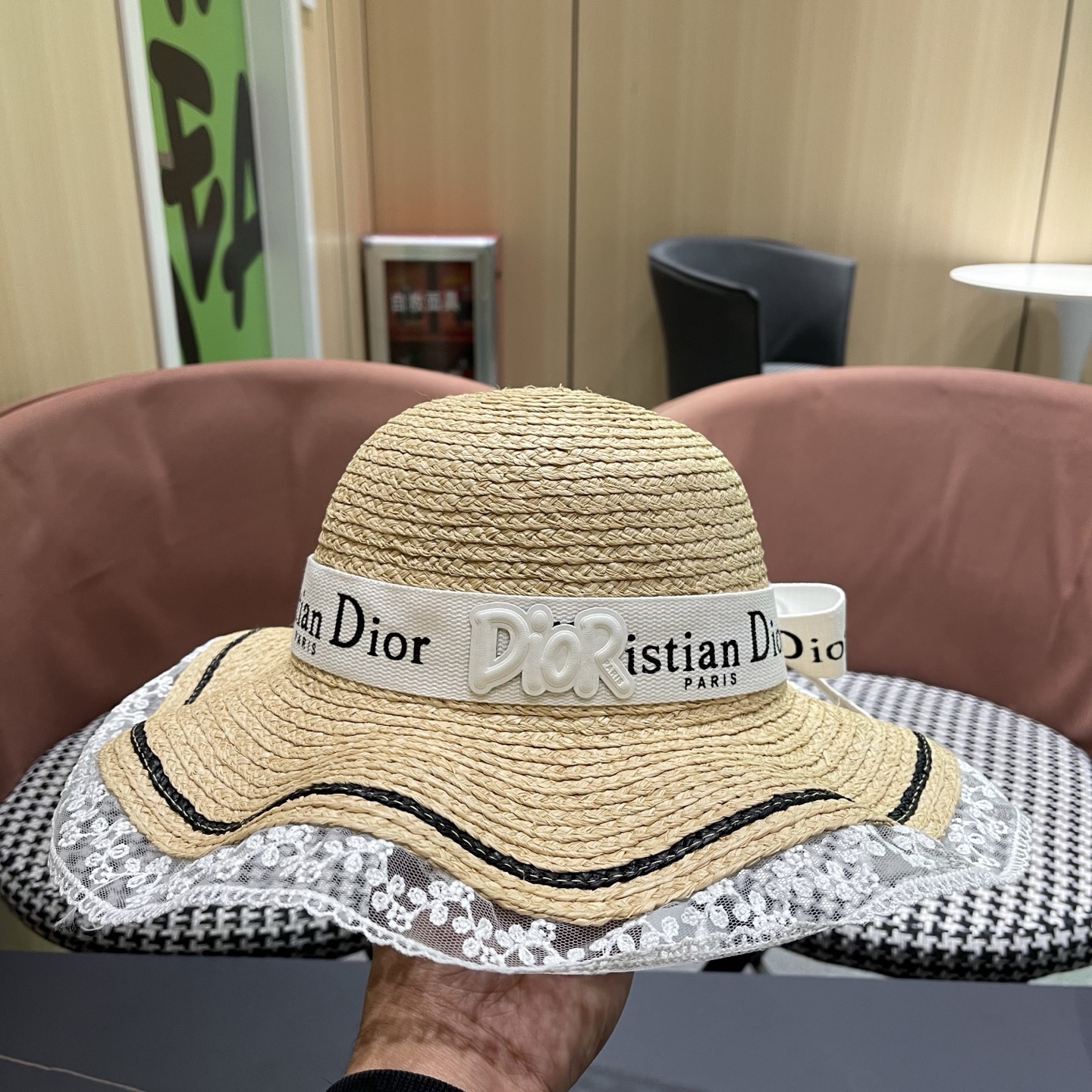 迪奥Dior 夏季大檐防晒帽波浪丝蕾边蝴蝶结女士沙滩遮阳帽户外拉菲草帽百搭韩版