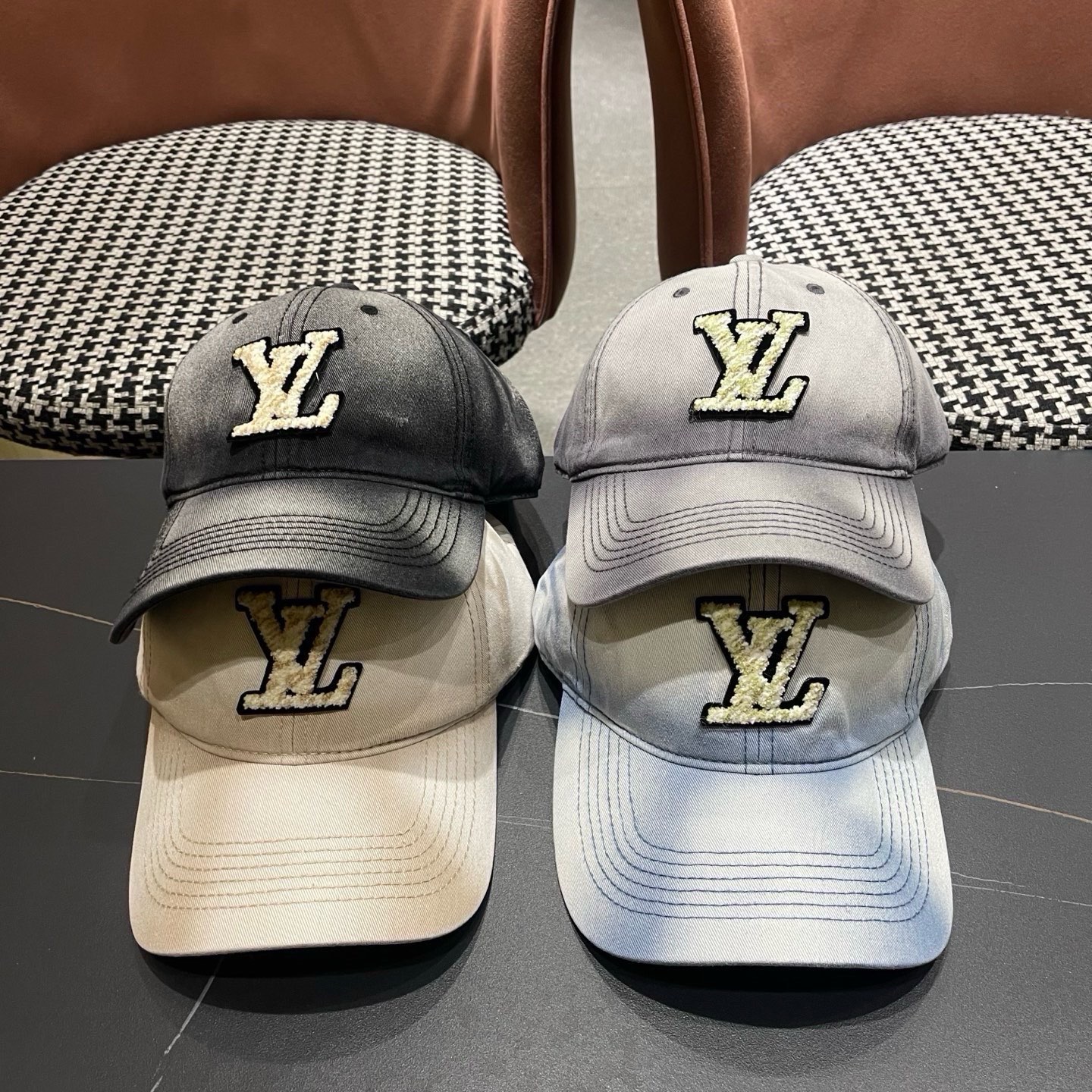 LV路易威登 水洗牛仔新款棒球帽男女韩版休闲百搭遮阳显脸小鸭舌帽