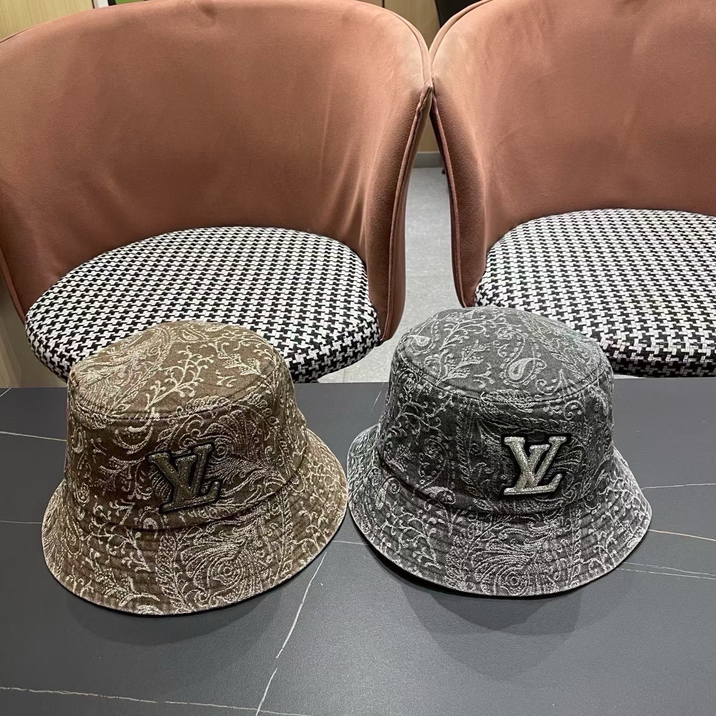 Lv路易威登 日韩系花纹做旧休闲复古时尚百搭街头出游渔夫帽画家帽新款