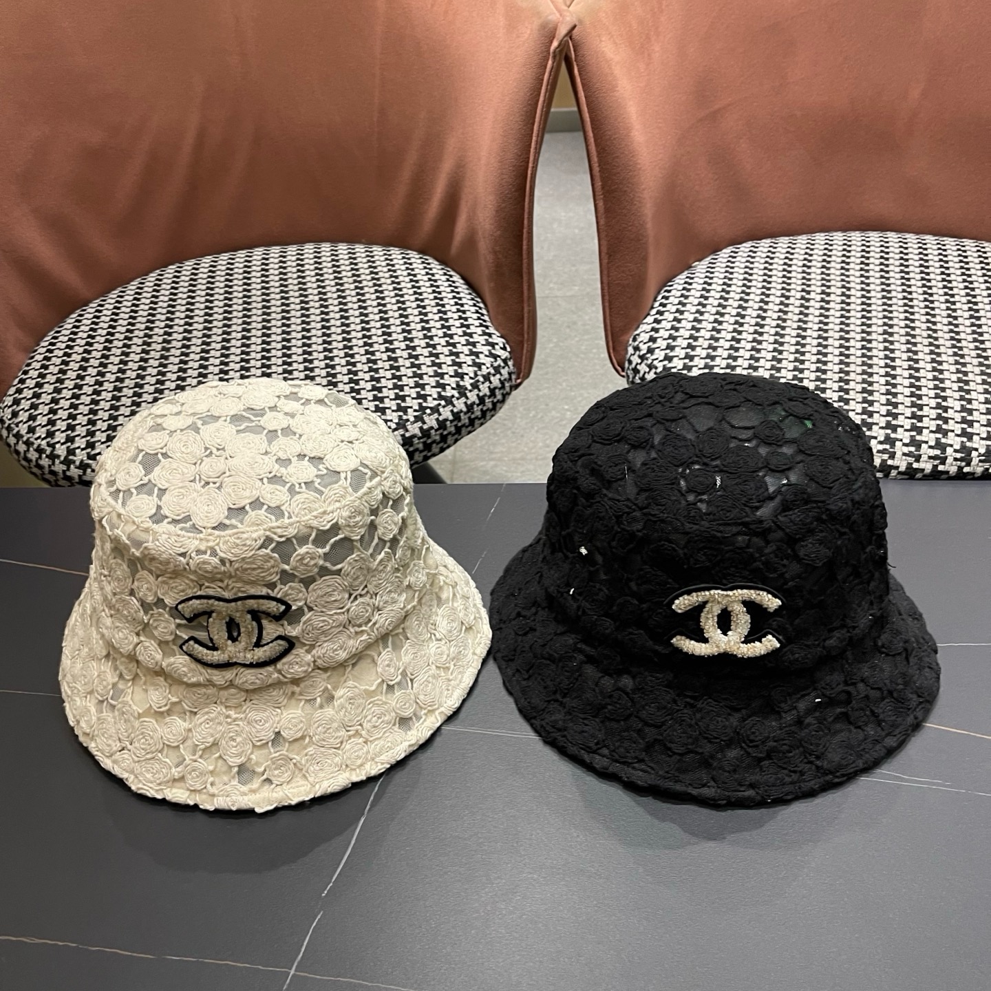 CHANEL香奈儿韩版新款镂空钩花蕾丝盆帽春夏女花朵刺绣渔夫帽显脸小欧根纱仙女