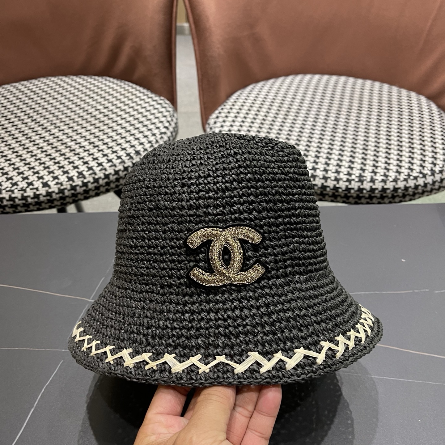 CHANEL香奈儿 韩版编织草帽女度假沙滩帽可折叠透气水桶遮阳帽韩版百搭渔夫帽夏