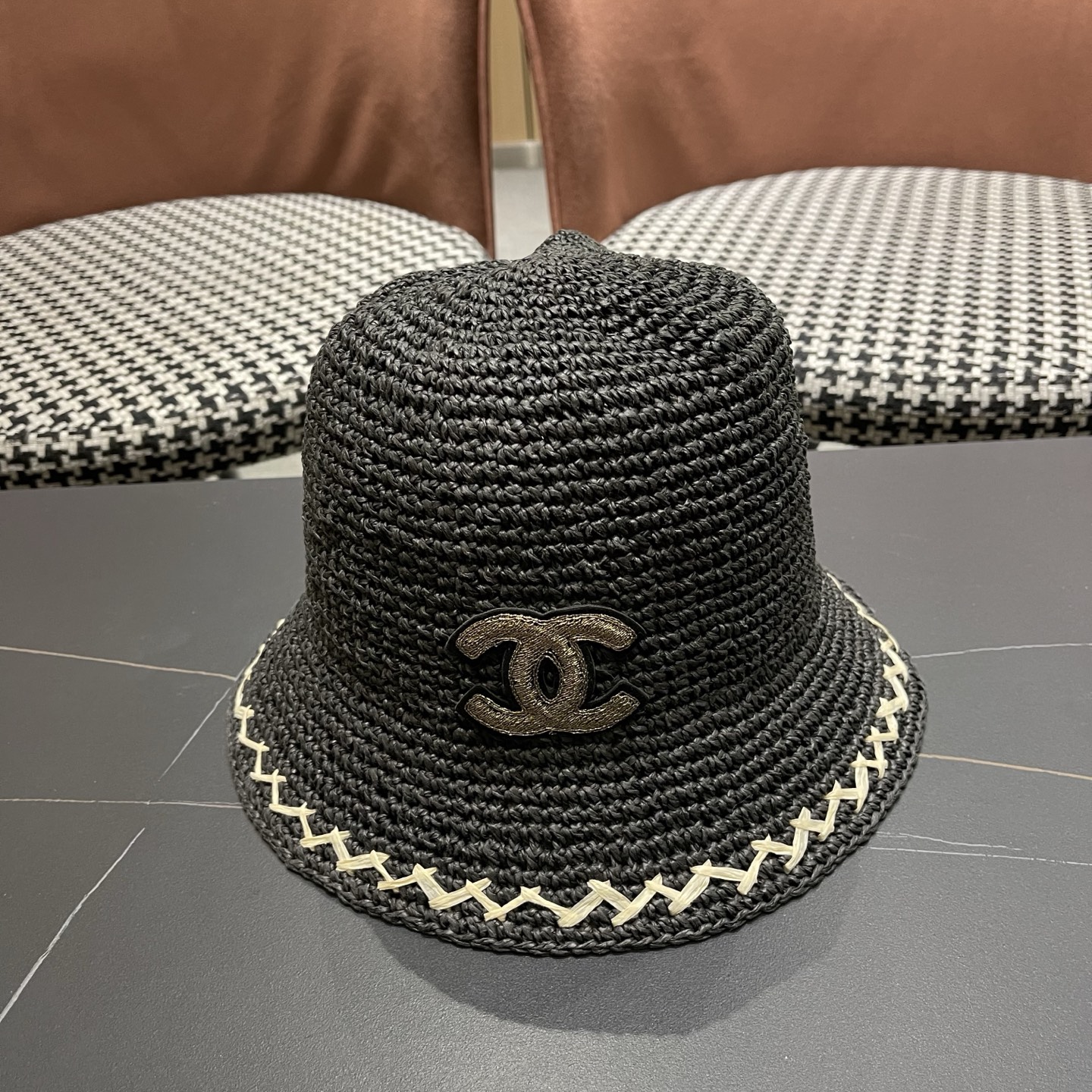 CHANEL香奈儿 韩版编织草帽女度假沙滩帽可折叠透气水桶遮阳帽韩版百搭渔夫帽夏