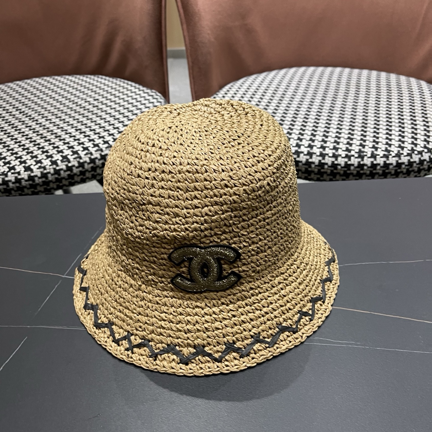 CHANEL香奈儿 韩版编织草帽女度假沙滩帽可折叠透气水桶遮阳帽韩版百搭渔夫帽夏