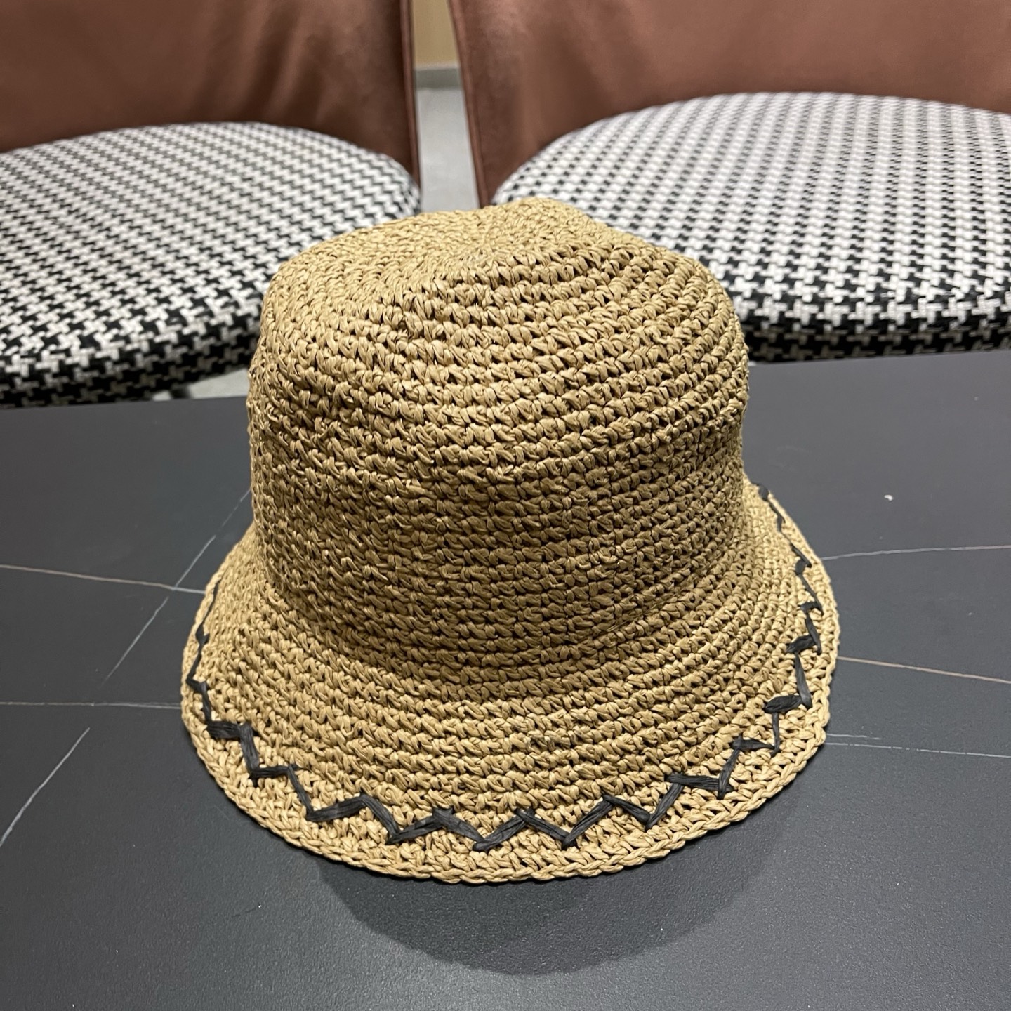 CHANEL香奈儿 韩版编织草帽女度假沙滩帽可折叠透气水桶遮阳帽韩版百搭渔夫帽夏