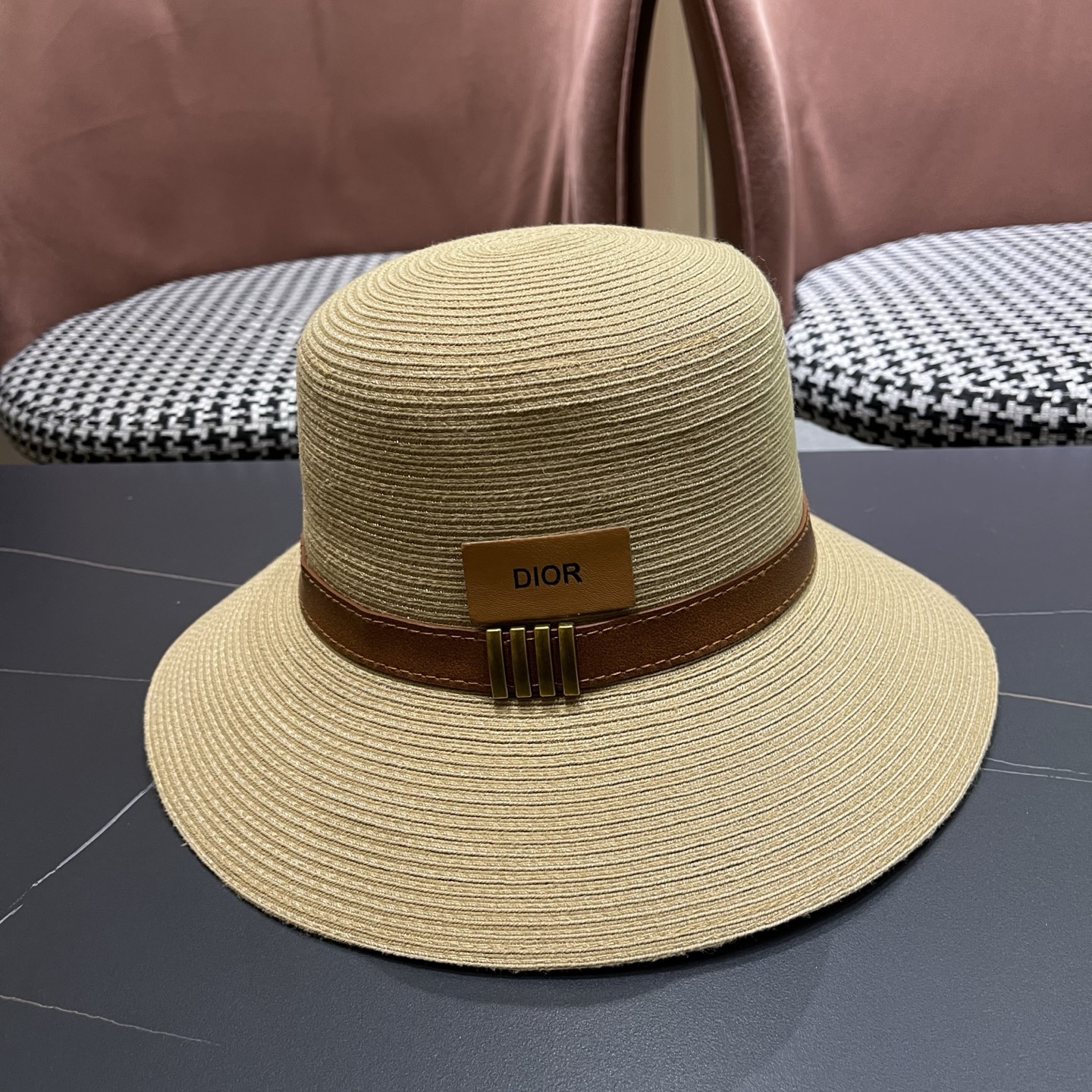 Dior迪奥 优雅气质草编遮阳渔夫帽子女夏季出游时尚百搭大檐防晒太阳帽草帽