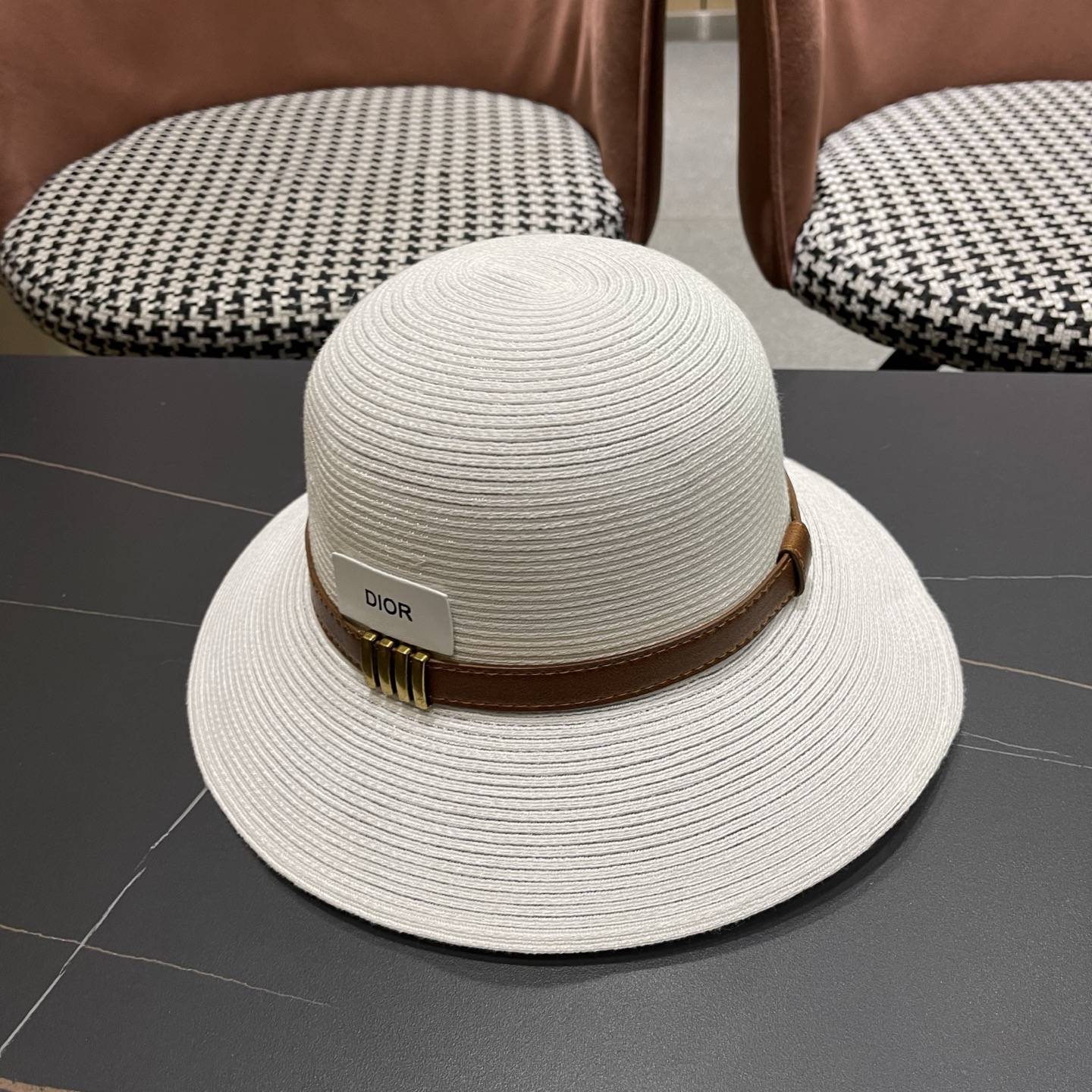 Dior迪奥 优雅气质草编遮阳渔夫帽子女夏季出游时尚百搭大檐防晒太阳帽草帽