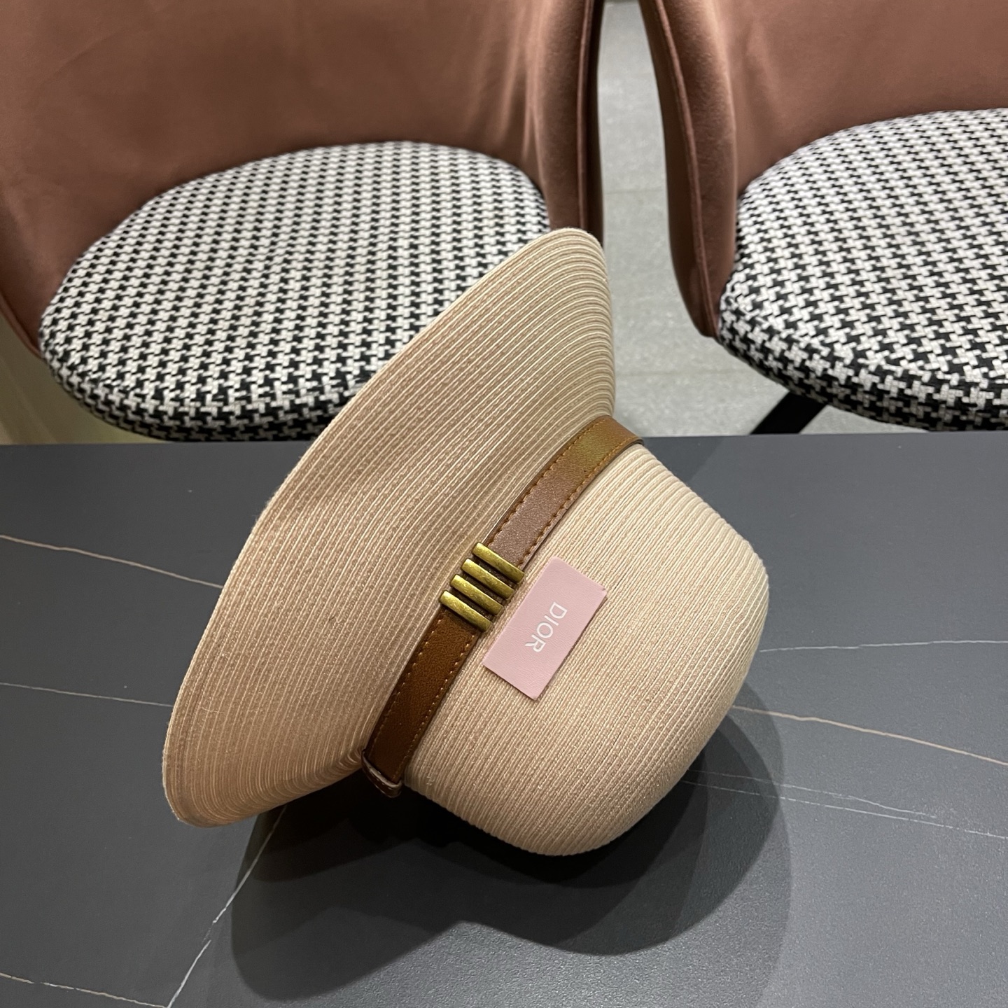 Dior迪奥 优雅气质草编遮阳渔夫帽子女夏季出游时尚百搭大檐防晒太阳帽草帽