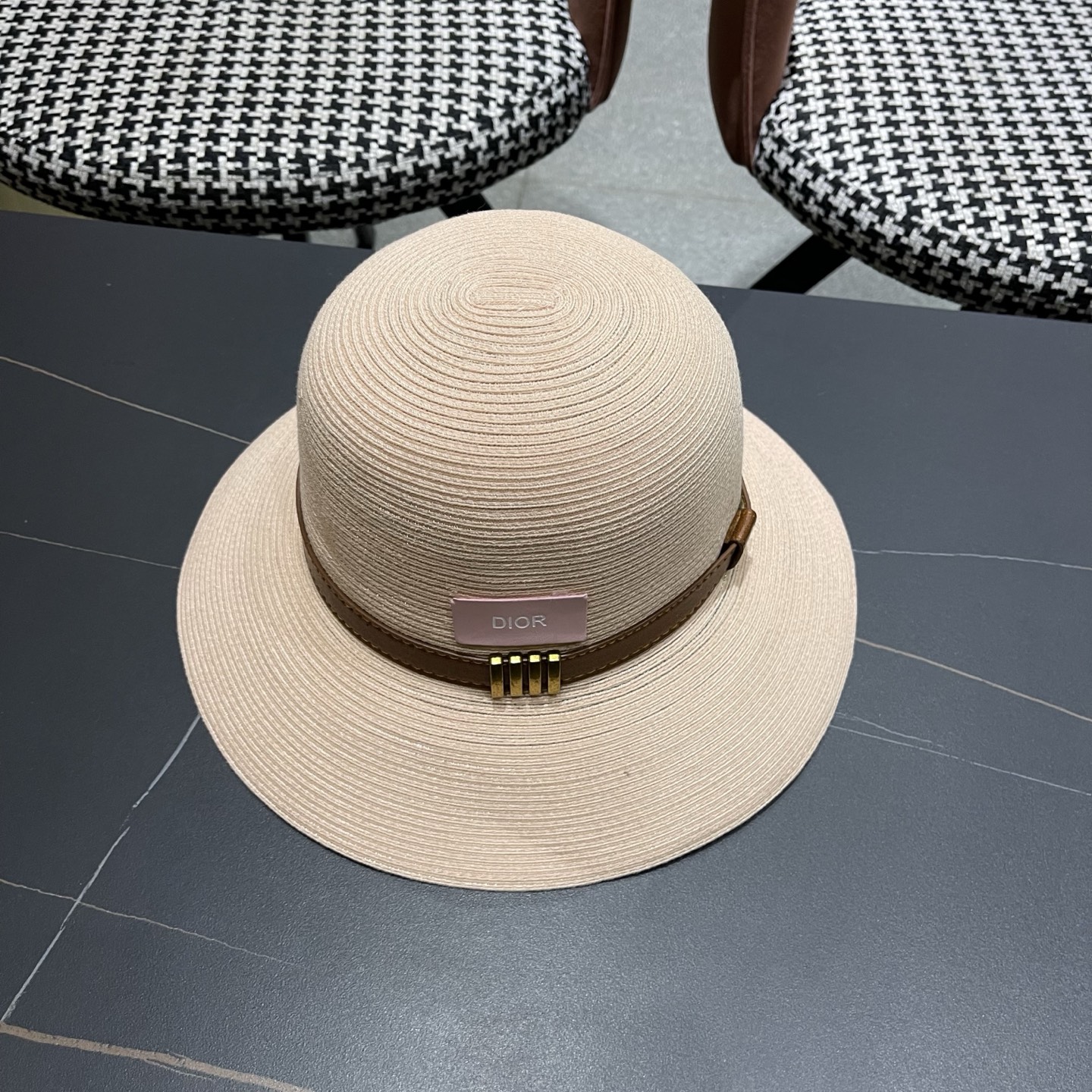 Dior迪奥 优雅气质草编遮阳渔夫帽子女夏季出游时尚百搭大檐防晒太阳帽草帽