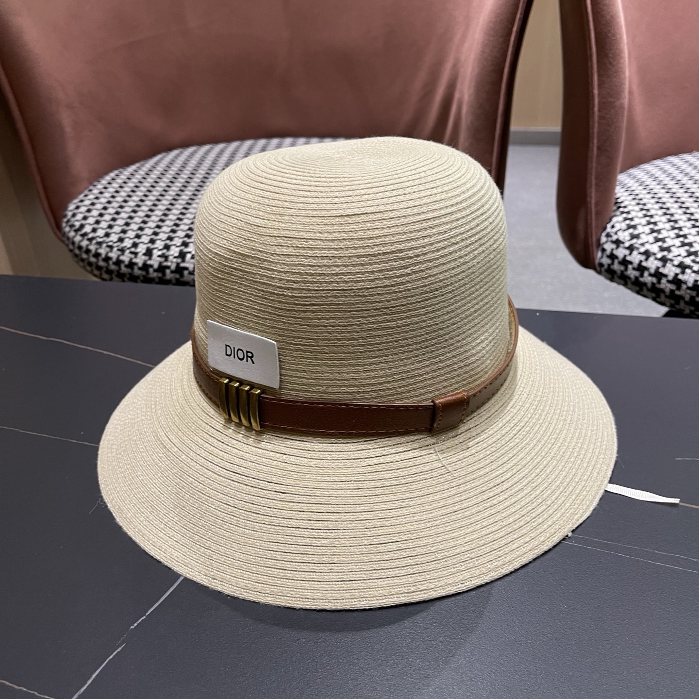 Dior迪奥 优雅气质草编遮阳渔夫帽子女夏季出游时尚百搭大檐防晒太阳帽草帽