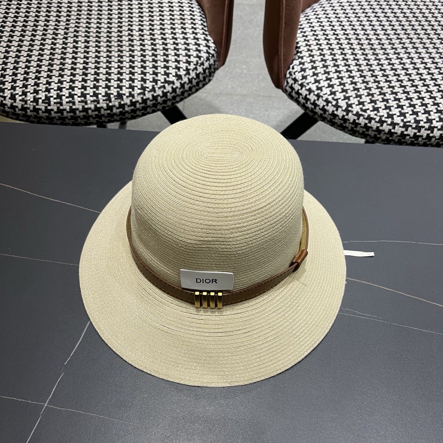 Dior迪奥 优雅气质草编遮阳渔夫帽子女夏季出游时尚百搭大檐防晒太阳帽草帽