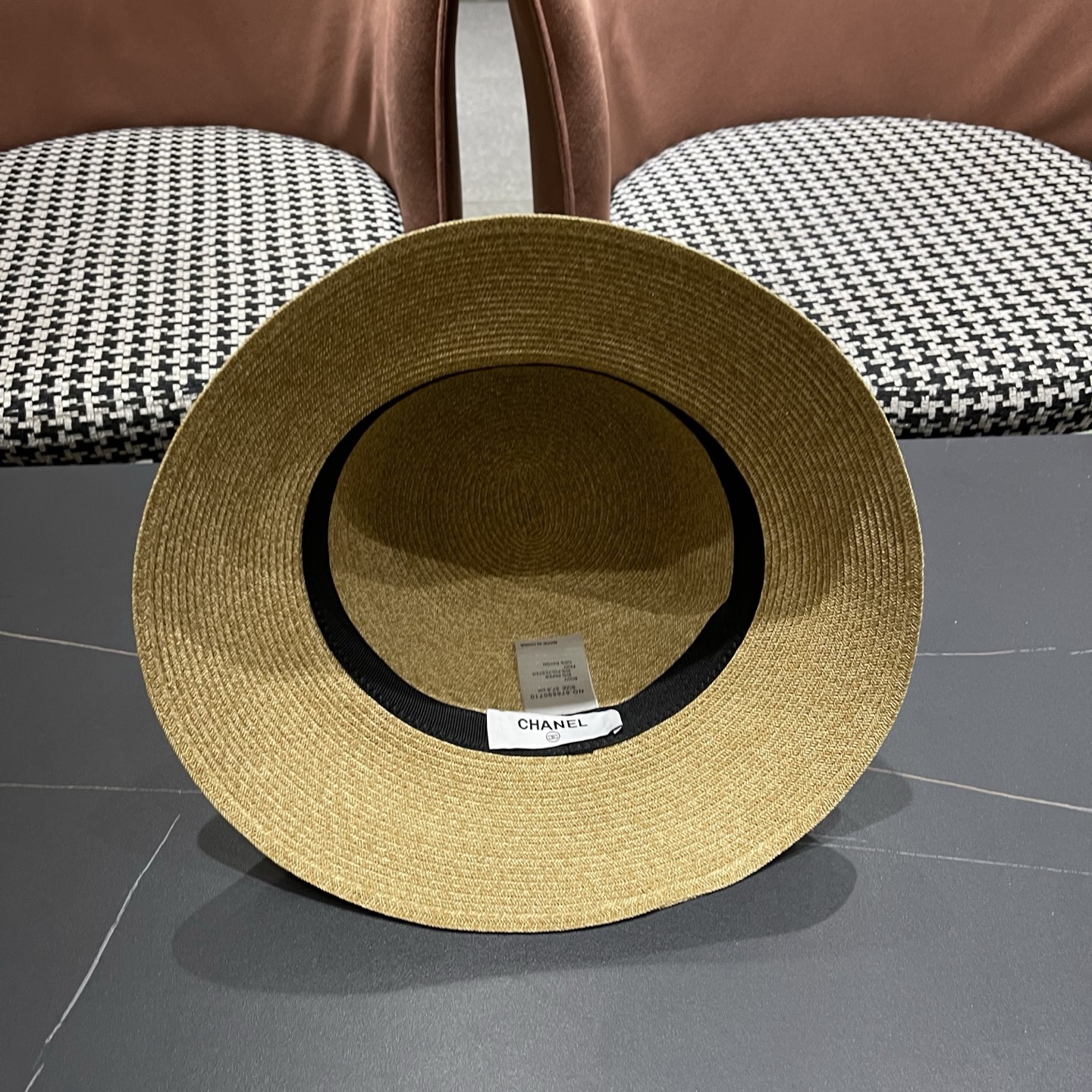 新款Chanel香奈儿草帽，高端定制缎面zhidi蝴蝶结水桶软草帽，日本支持制作，遮阳防晒百搭 简约优雅