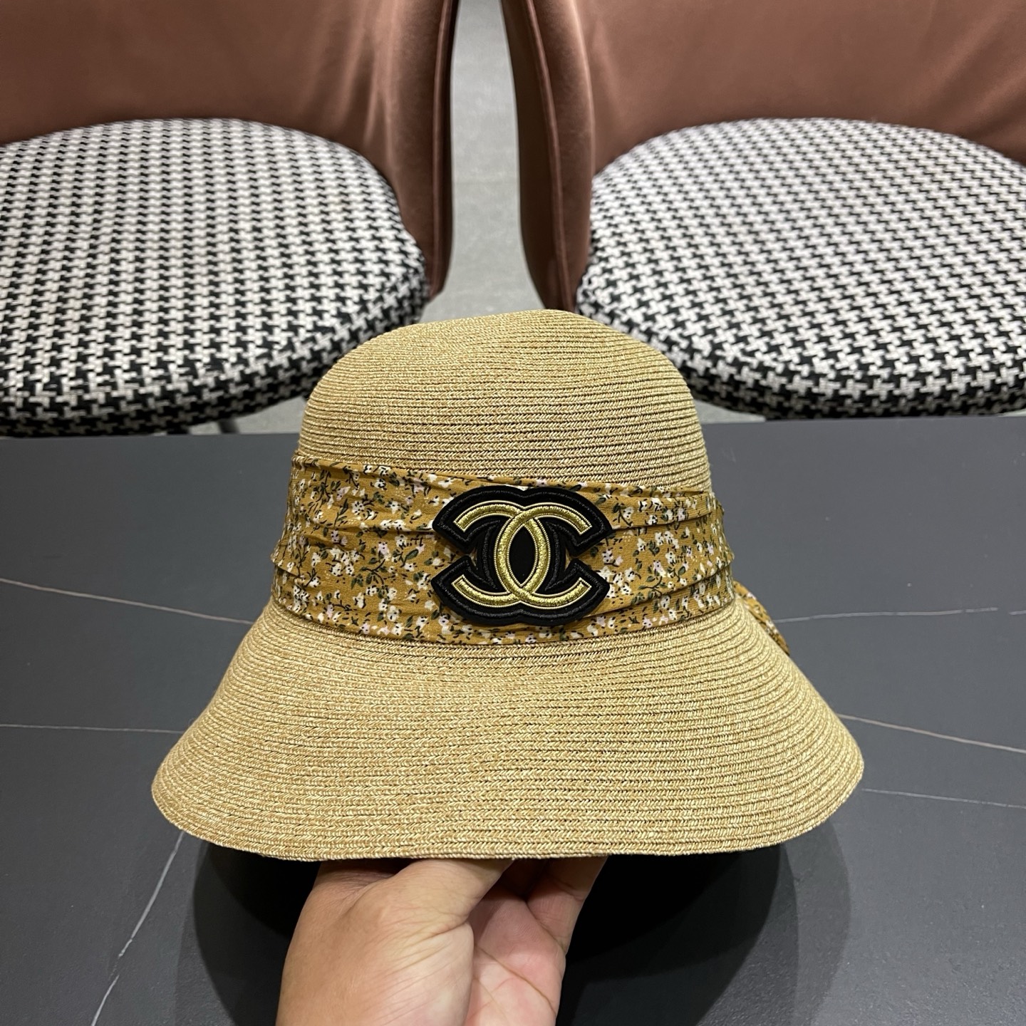 新款Chanel香奈儿草帽，高端定制缎面zhidi蝴蝶结水桶软草帽，日本支持制作，遮阳防晒百搭 简约优雅