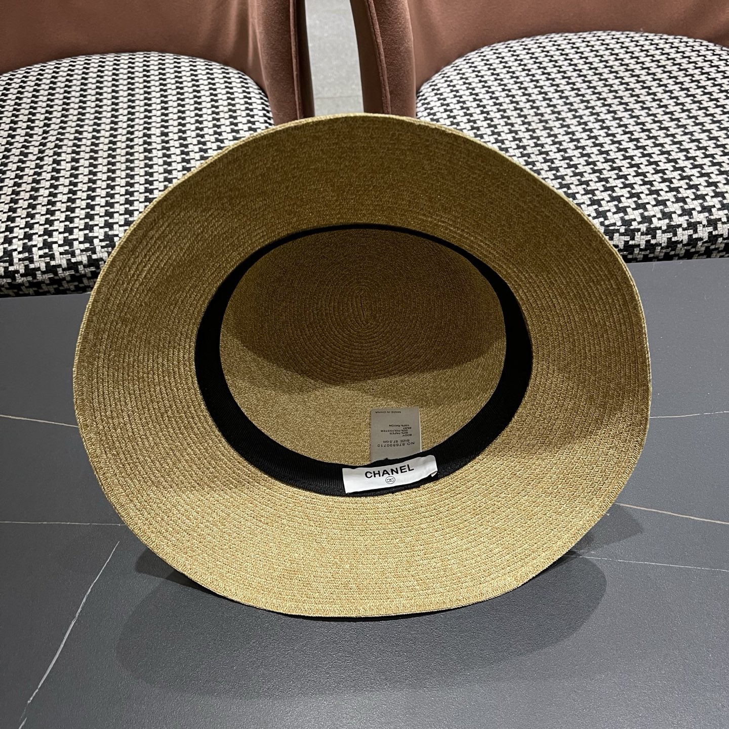 新款Chanel香奈儿草帽，高端定制缎面zhidi蝴蝶结水桶软草帽，日本支持制作，遮阳防晒百搭 简约优雅