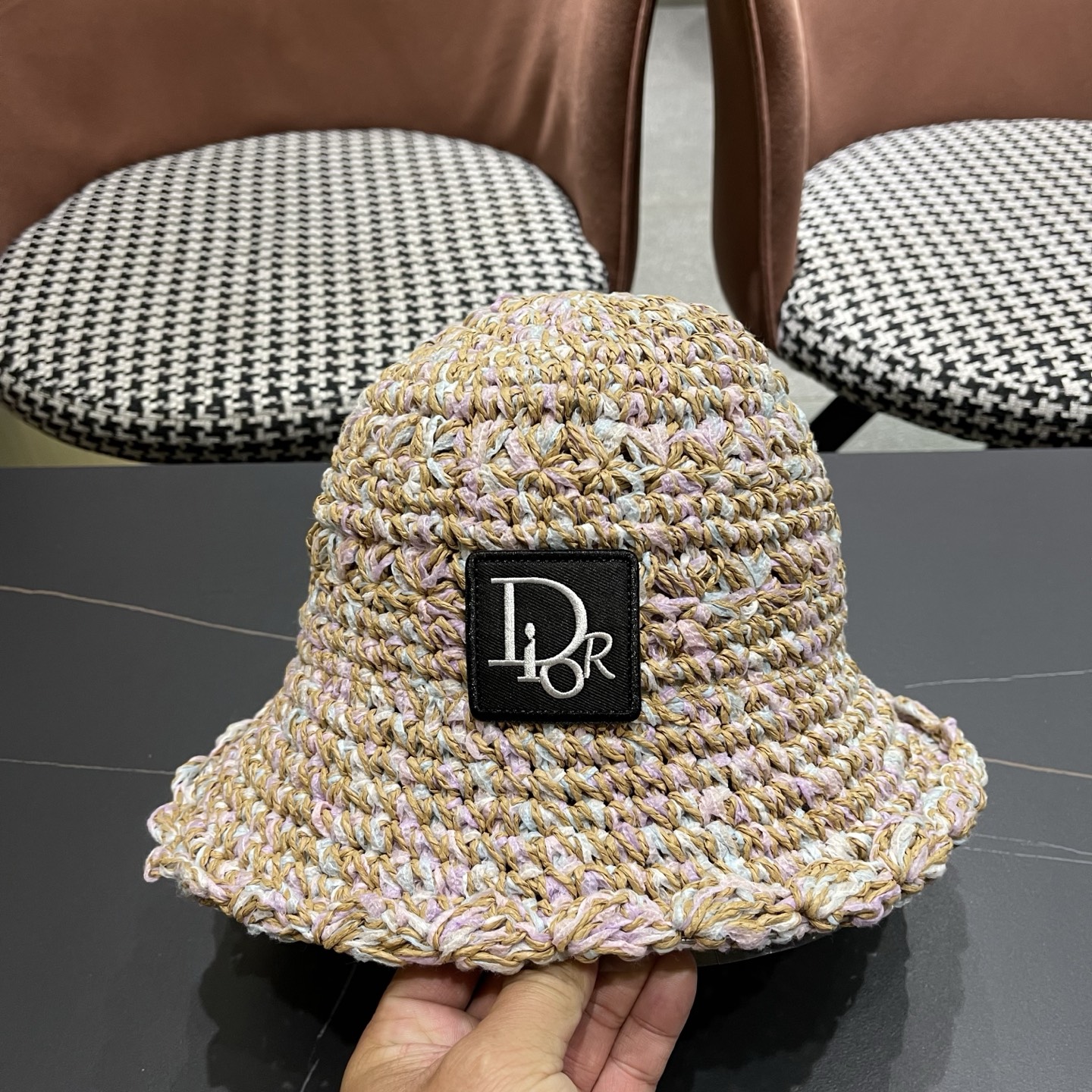 迪奥Dior 新款夏小香风大头围显脸小草帽度假遮阳防晒渔夫帽女