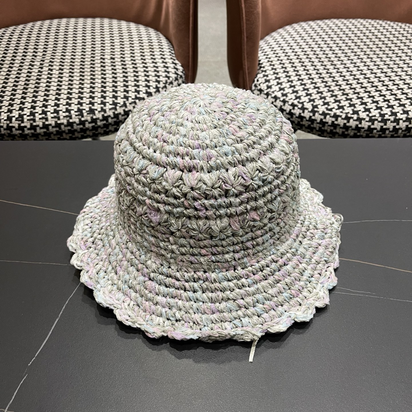 迪奥Dior 新款夏小香风大头围显脸小草帽度假遮阳防晒渔夫帽女