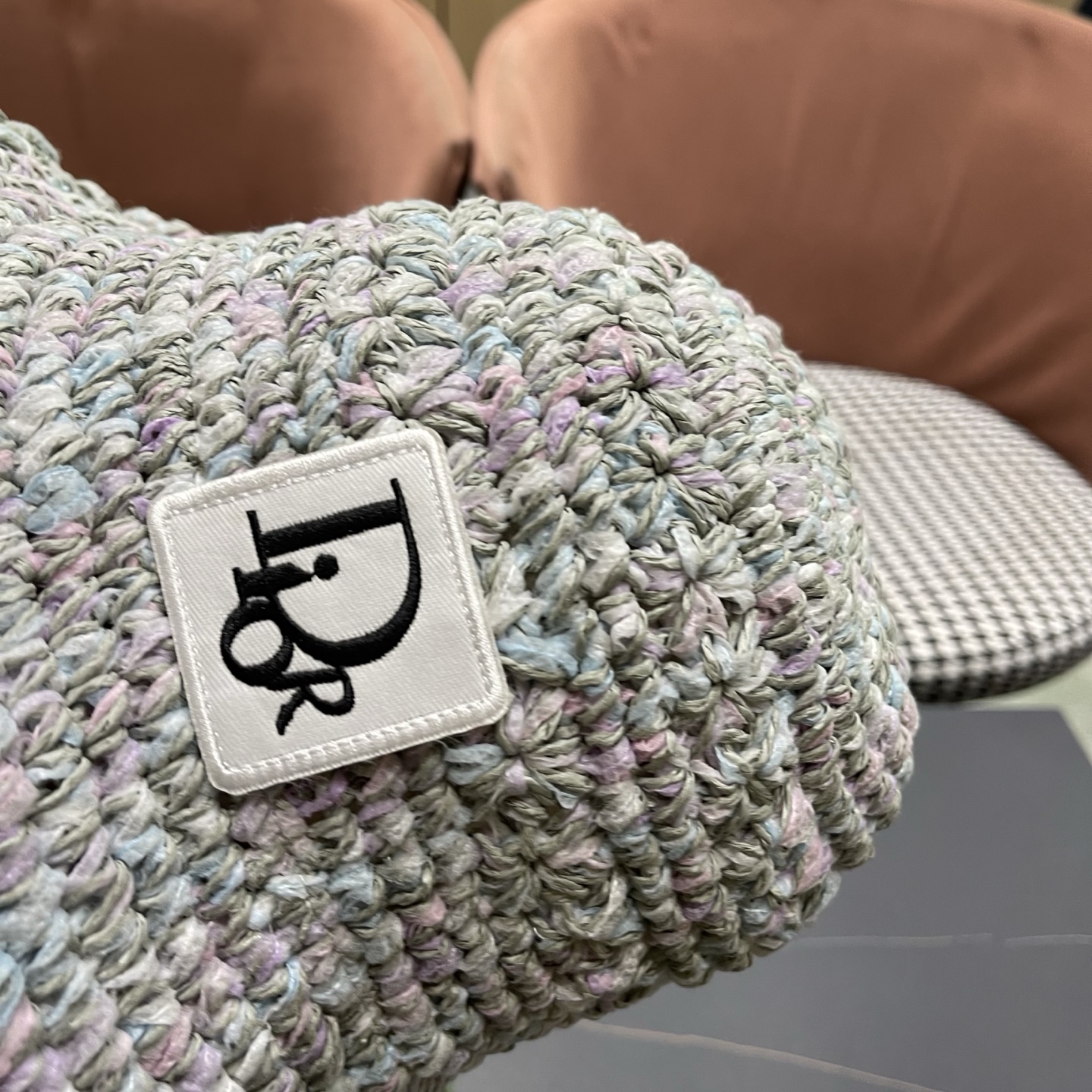 迪奥Dior 新款夏小香风大头围显脸小草帽度假遮阳防晒渔夫帽女