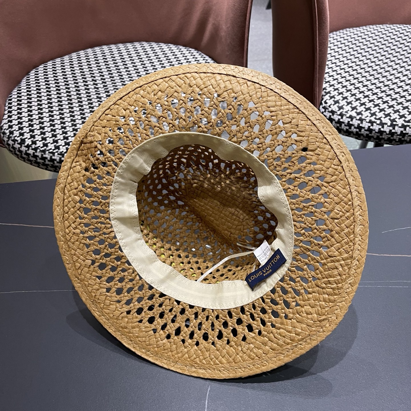 LV路易威登 新款复古巴拿马草帽女夏季镂空编织防晒遮阳帽小头围度假礼帽