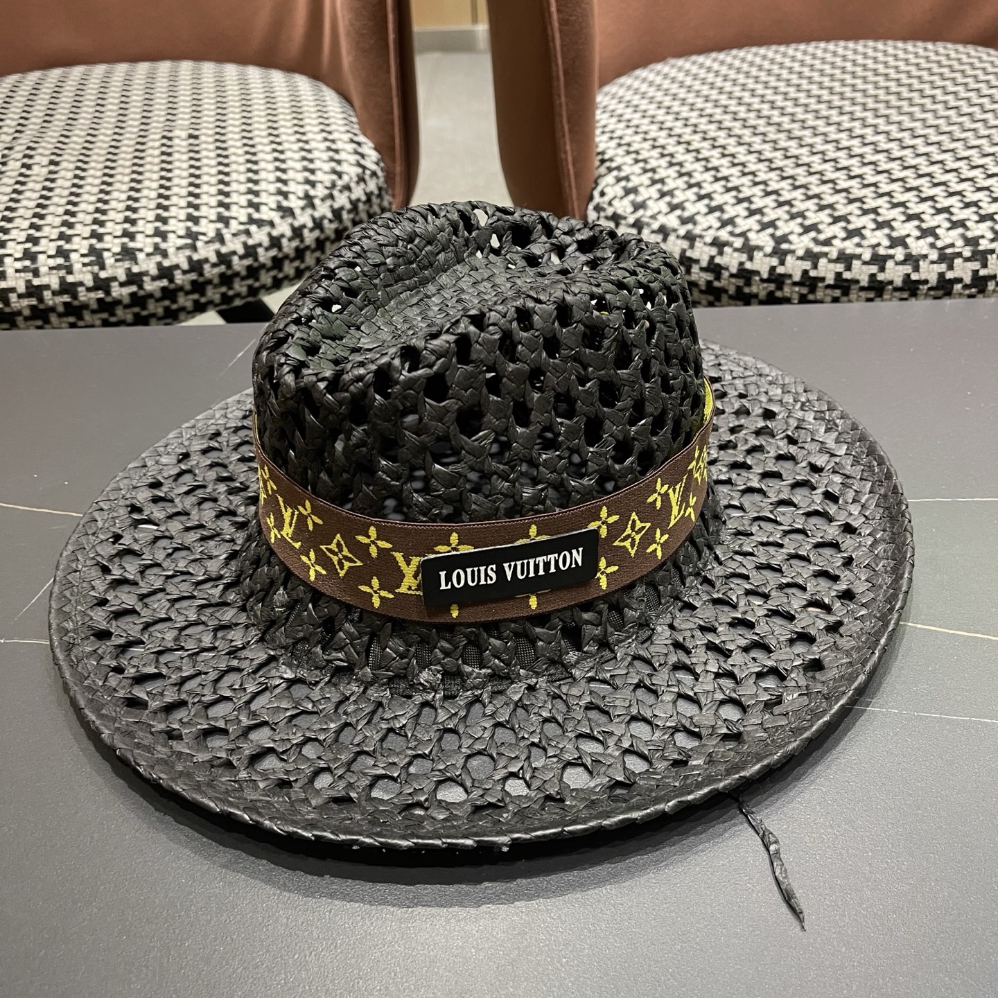 LV路易威登 新款复古巴拿马草帽女夏季镂空编织防晒遮阳帽小头围度假礼帽