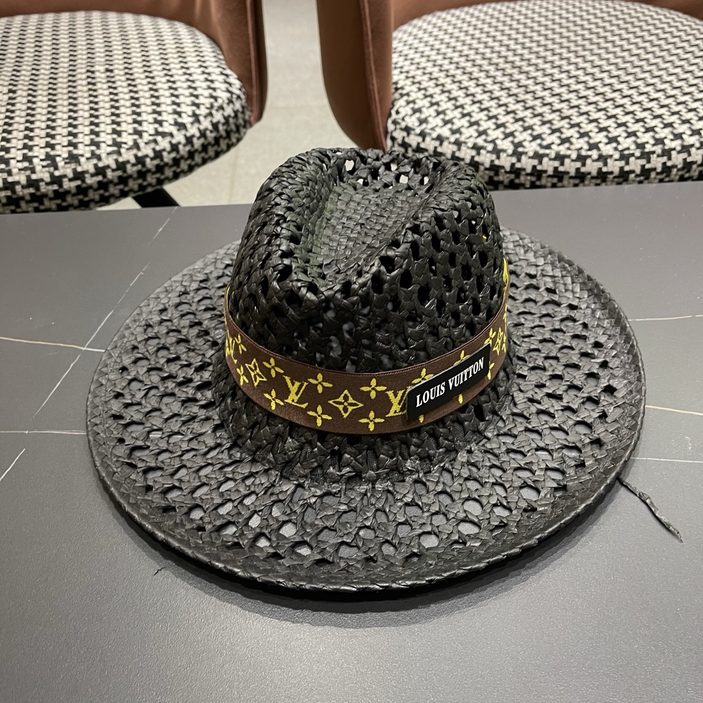 LV路易威登 新款复古巴拿马草帽女夏季镂空编织防晒遮阳帽小头围度假礼帽