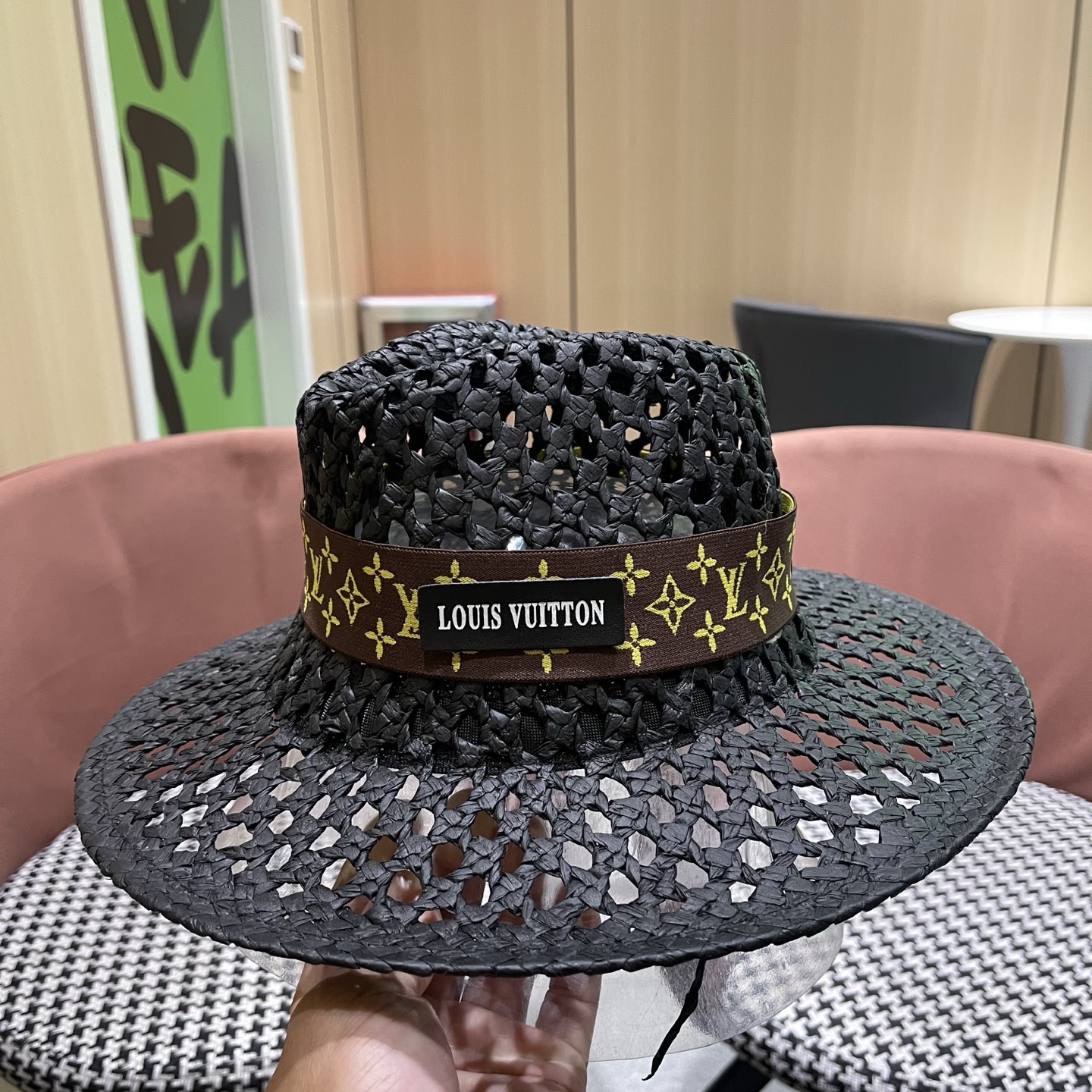 LV路易威登 新款复古巴拿马草帽女夏季镂空编织防晒遮阳帽小头围度假礼帽