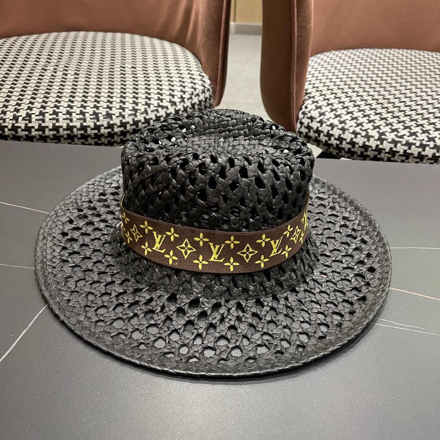 LV路易威登 新款复古巴拿马草帽女夏季镂空编织防晒遮阳帽小头围度假礼帽