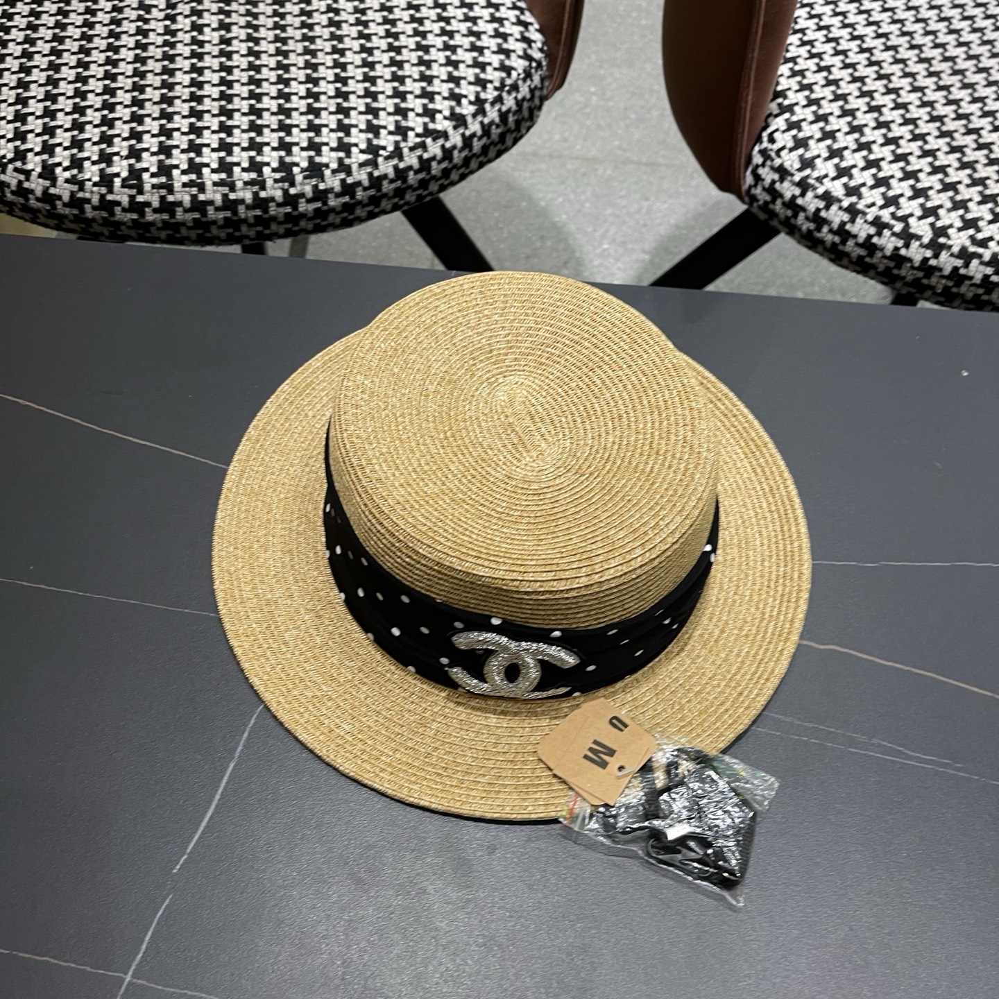 CHANEL香奈儿 法式波点平顶草帽女夏季海边度假出游遮阳防晒帽子大帽檐草编礼帽