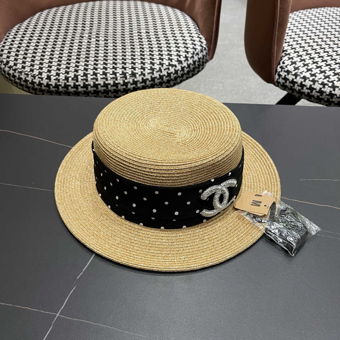CHANEL香奈儿 法式波点平顶草帽女夏季海边度假出游遮阳防晒帽子大帽檐草编礼帽