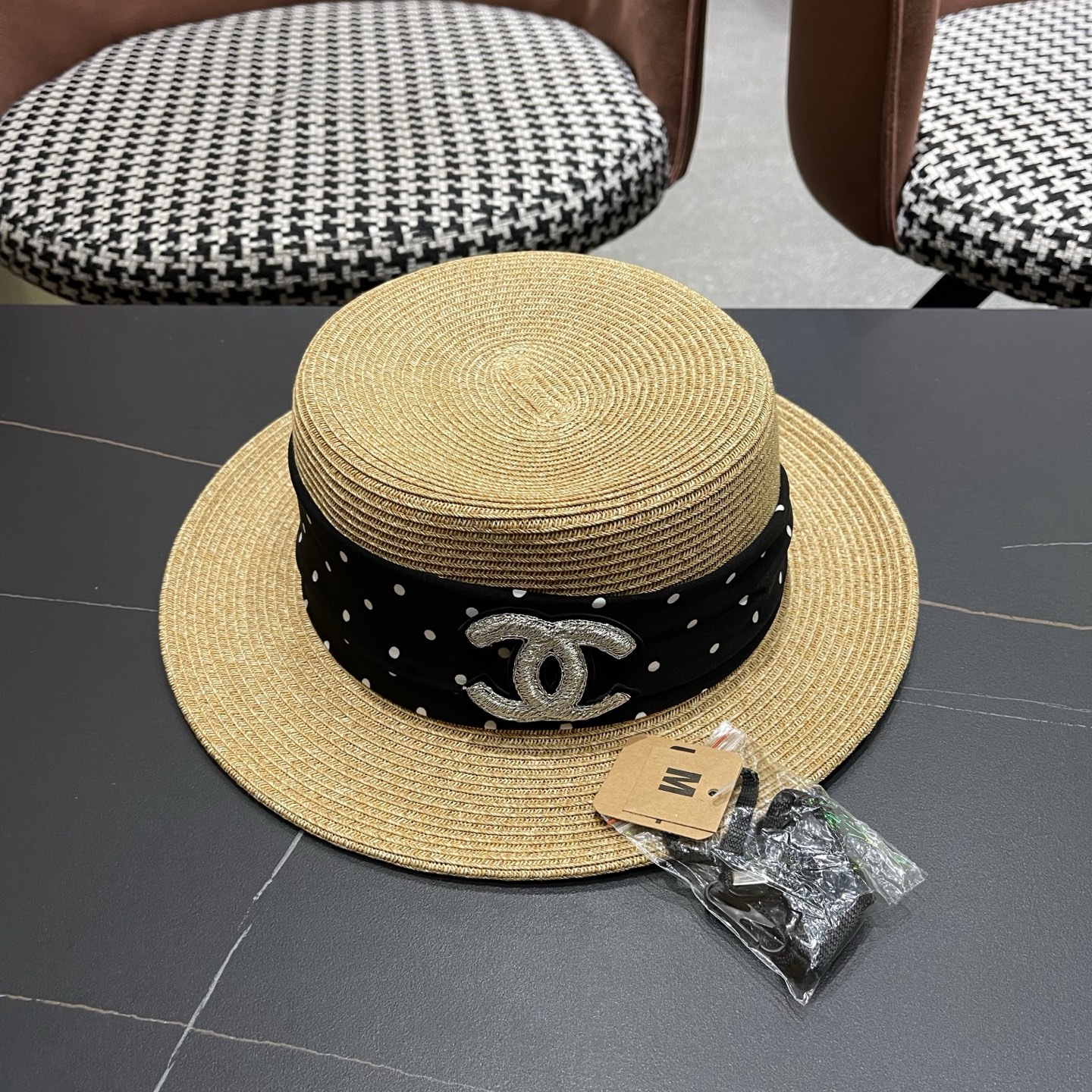 CHANEL香奈儿 法式波点平顶草帽女夏季海边度假出游遮阳防晒帽子大帽檐草编礼帽