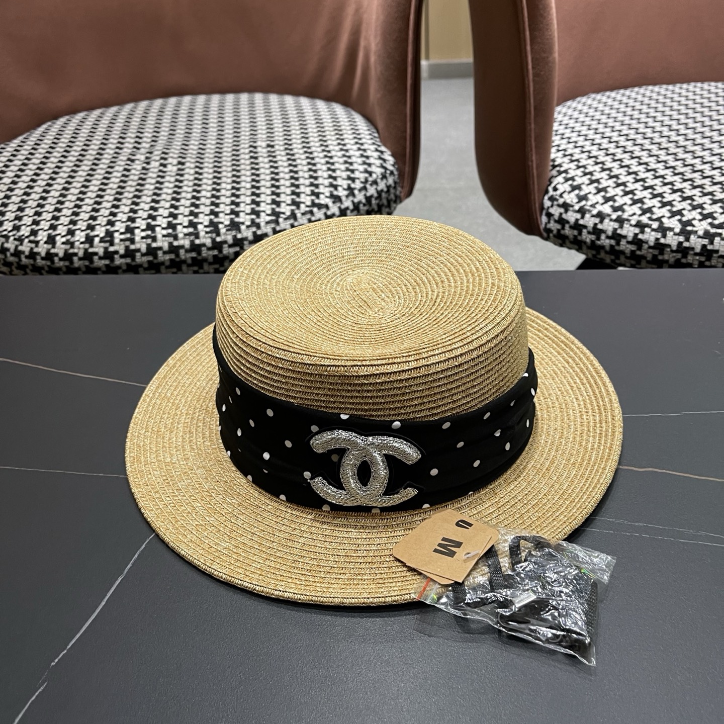 CHANEL香奈儿 法式波点平顶草帽女夏季海边度假出游遮阳防晒帽子大帽檐草编礼帽