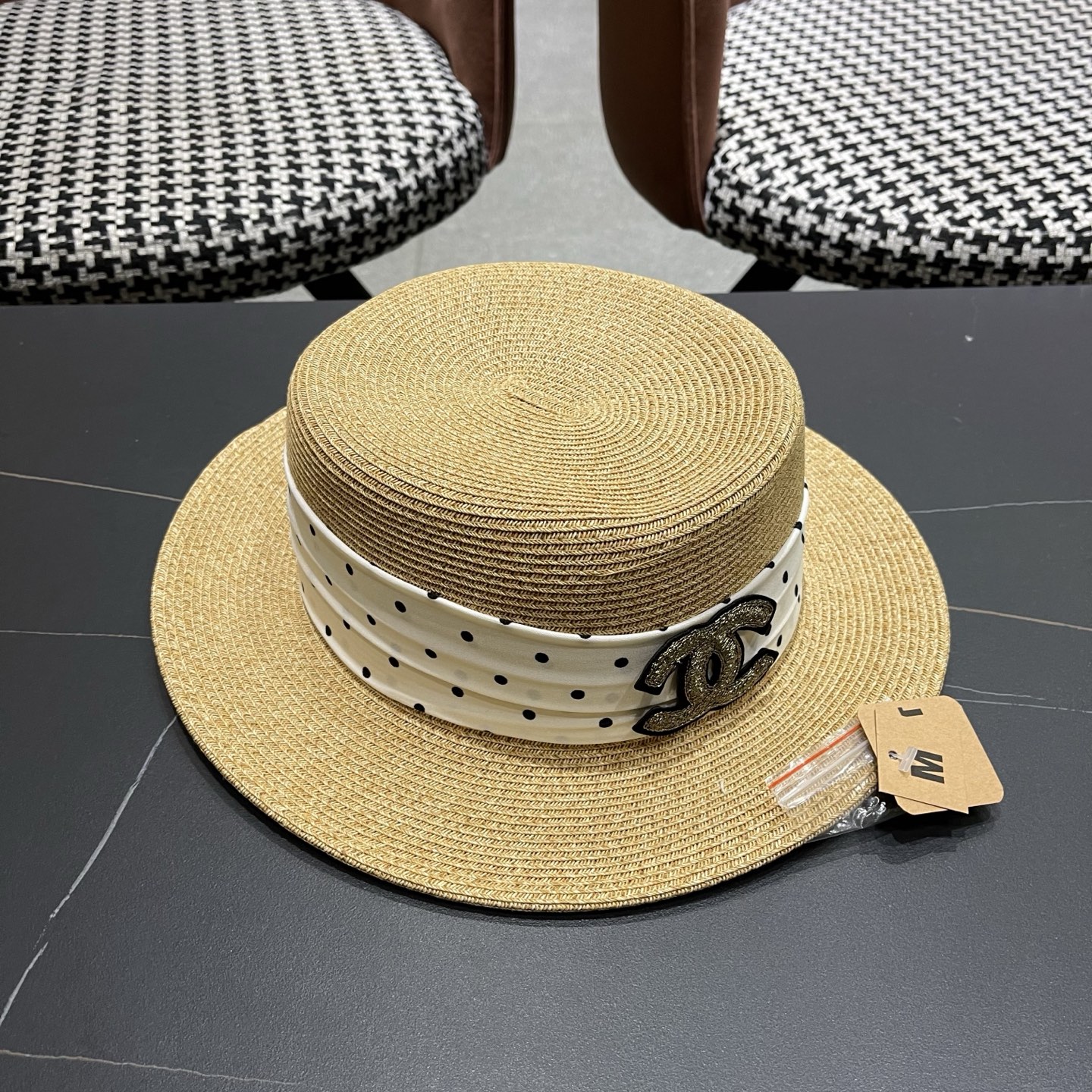 CHANEL香奈儿 法式波点平顶草帽女夏季海边度假出游遮阳防晒帽子大帽檐草编礼帽