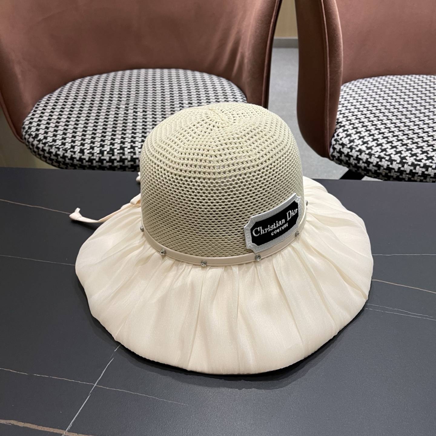 Dior迪奥 款珍珠蝴蝶结渔夫帽女夏季时尚大檐防紫外线防晒遮阳帽太阳帽潮