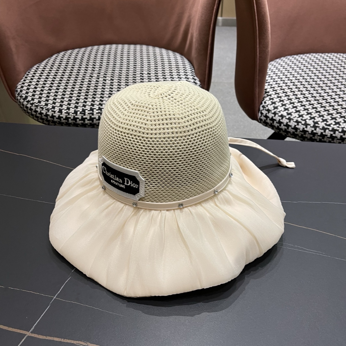 Dior迪奥 款珍珠蝴蝶结渔夫帽女夏季时尚大檐防紫外线防晒遮阳帽太阳帽潮