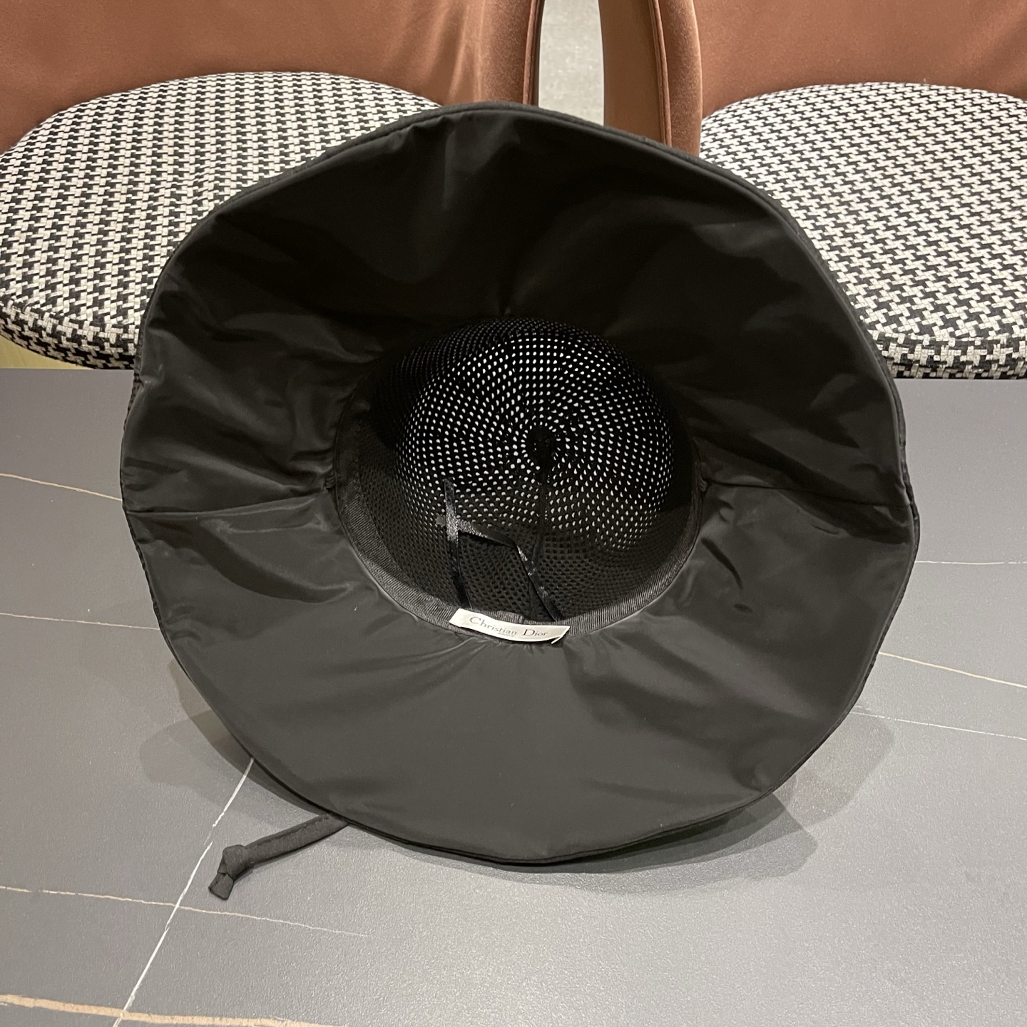 Dior迪奥 款珍珠蝴蝶结渔夫帽女夏季时尚大檐防紫外线防晒遮阳帽太阳帽潮