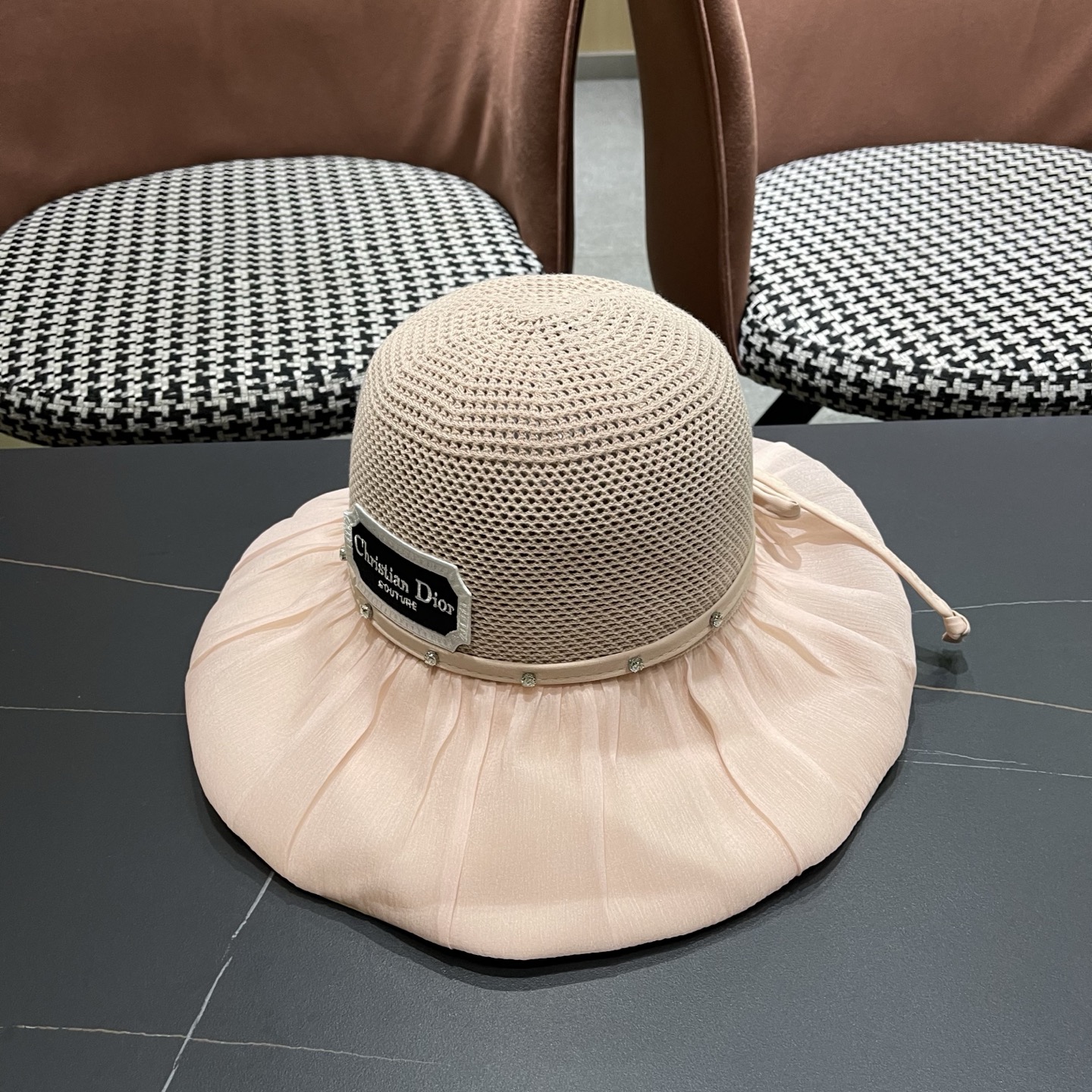 Dior迪奥 款珍珠蝴蝶结渔夫帽女夏季时尚大檐防紫外线防晒遮阳帽太阳帽潮