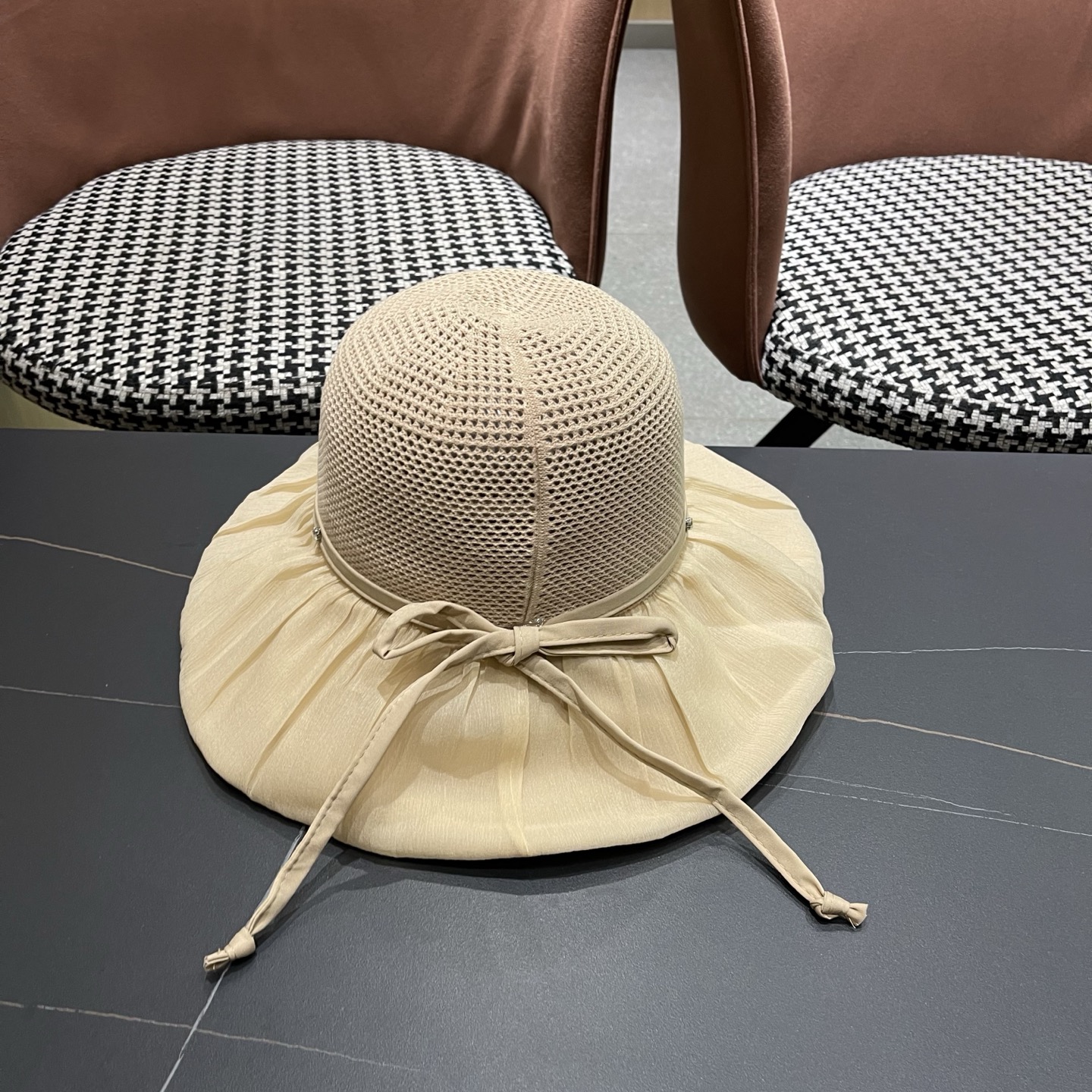 Dior迪奥 款珍珠蝴蝶结渔夫帽女夏季时尚大檐防紫外线防晒遮阳帽太阳帽潮