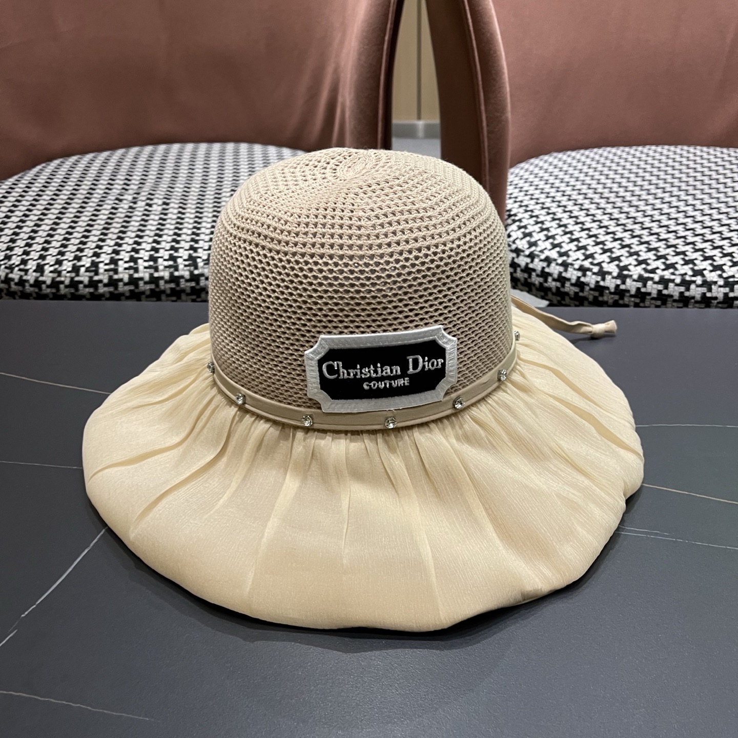 Dior迪奥 款珍珠蝴蝶结渔夫帽女夏季时尚大檐防紫外线防晒遮阳帽太阳帽潮