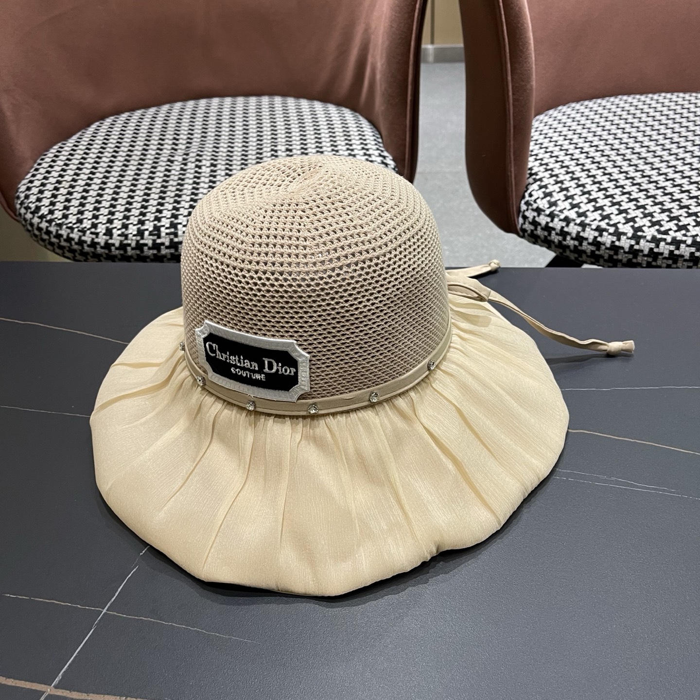 Dior迪奥 款珍珠蝴蝶结渔夫帽女夏季时尚大檐防紫外线防晒遮阳帽太阳帽潮