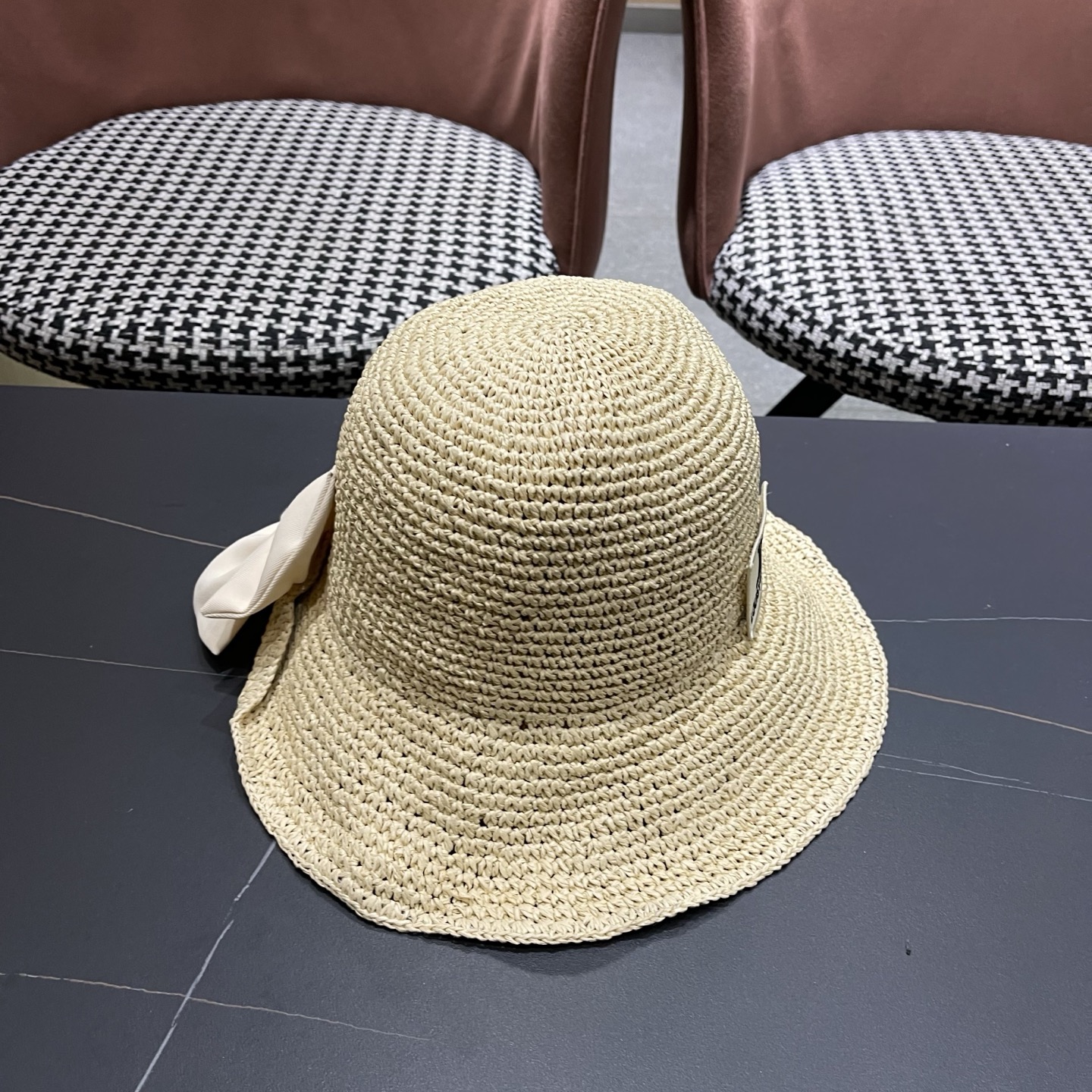 LV路易威登 夏天新款遮阳帽时尚女士防晒草帽遮脸蝴蝶结太阳帽沙滩透气渔夫帽