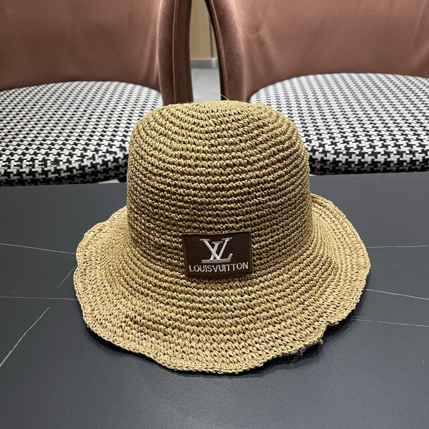 LV路易威登 夏天新款遮阳帽时尚女士防晒草帽遮脸蝴蝶结太阳帽沙滩透气渔夫帽